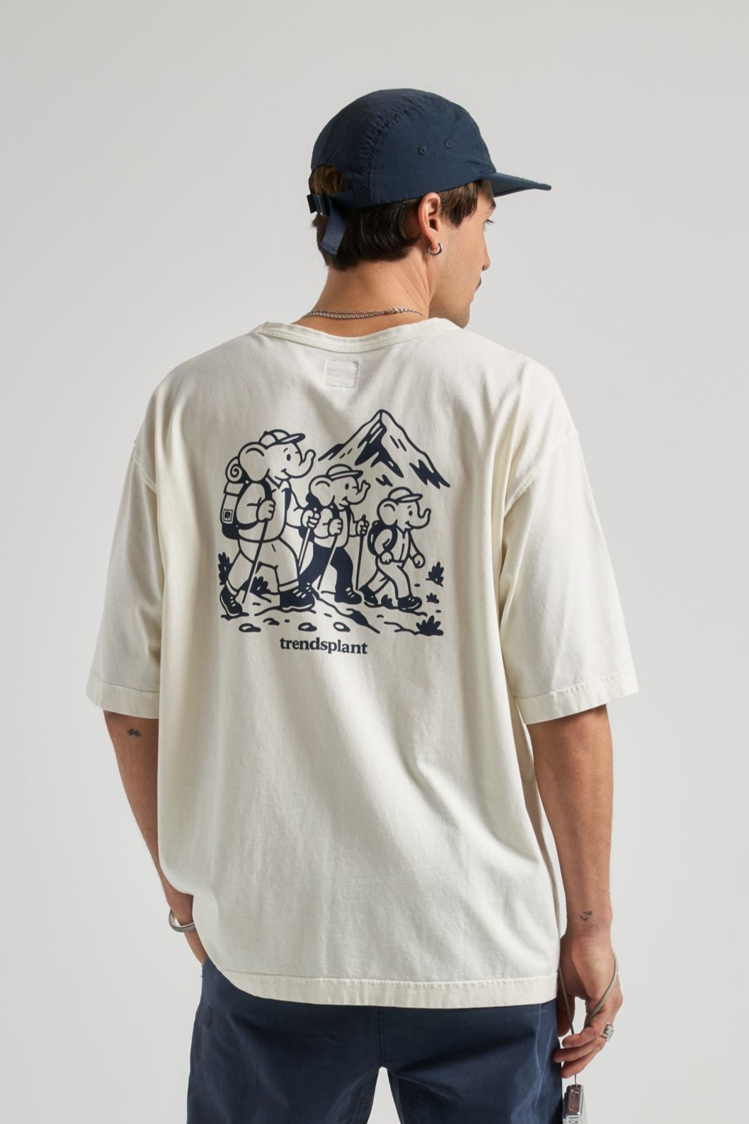 Image of Trendsplant mannen vegan Oversized T-Shirt Voor Zware Wandelaars, Marshmallowwit