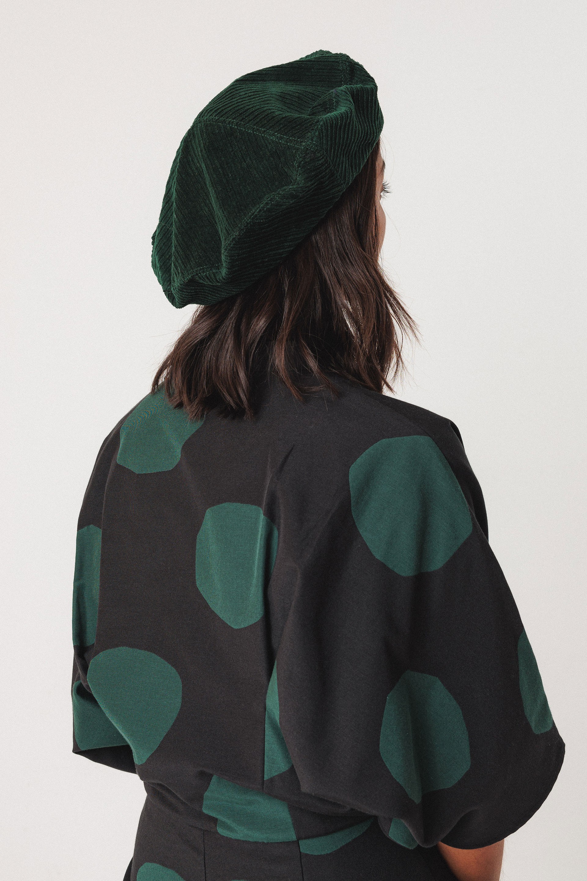 SKFK womens vegan Beret Txapel Green