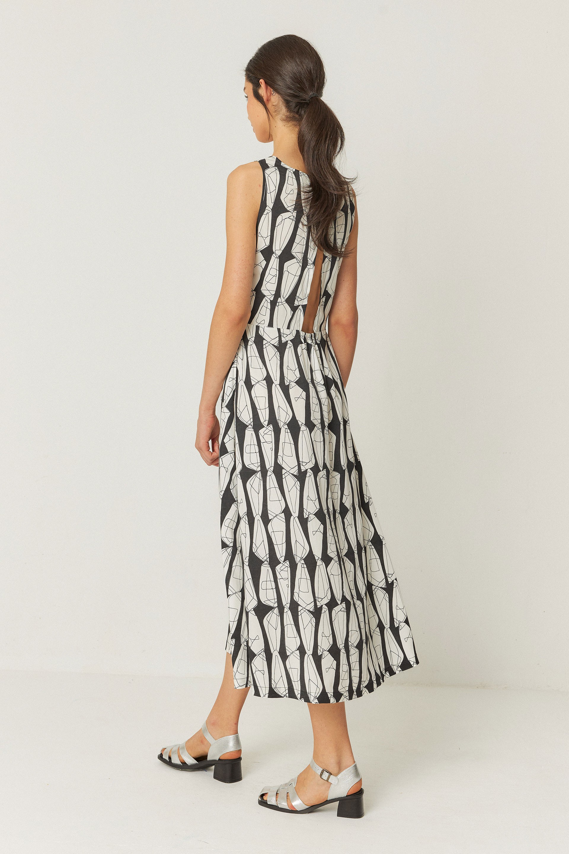 SKFK womens vegan Dress Erge Black/White