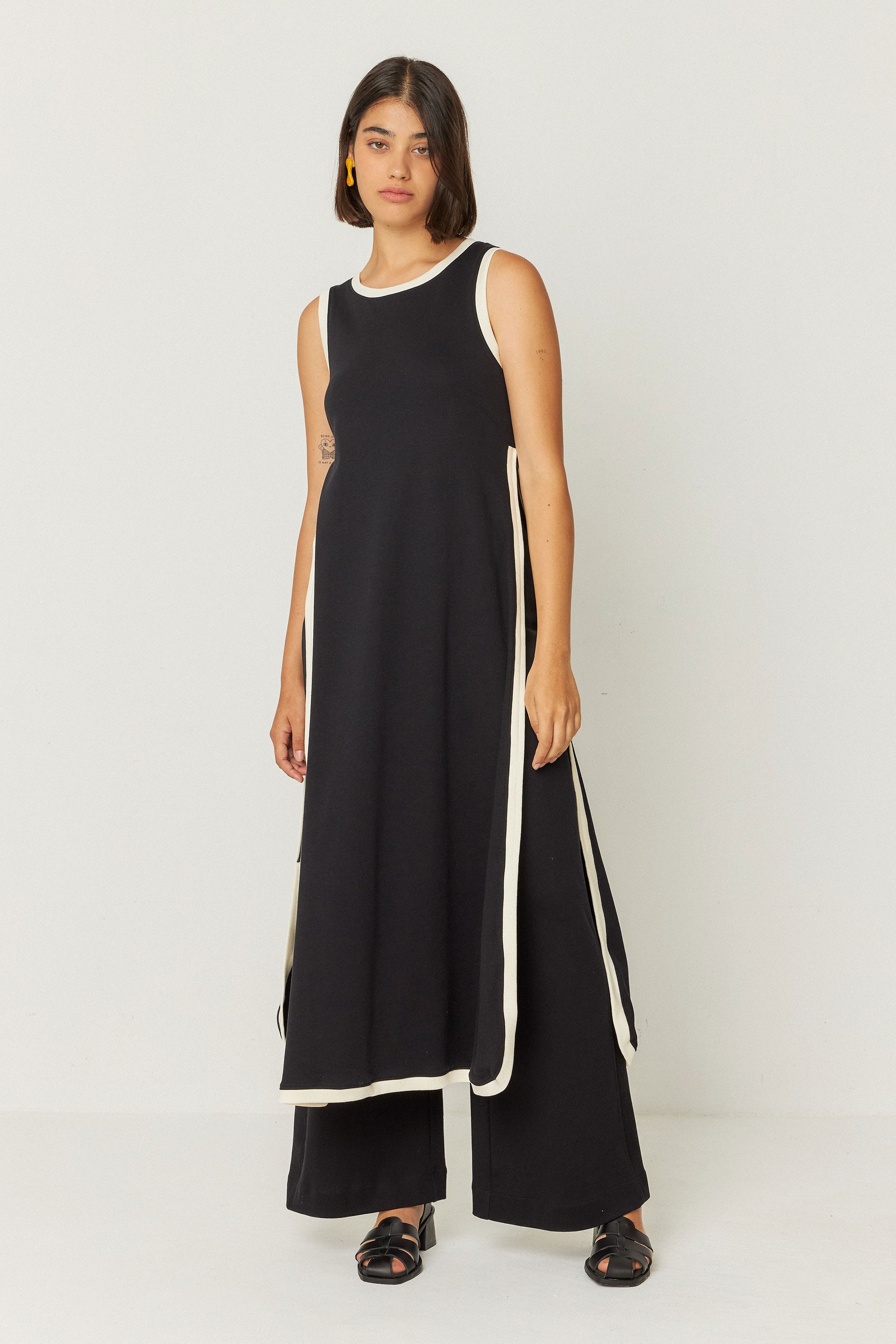 112253 - Damen vegan Kleid Naila Schwarz