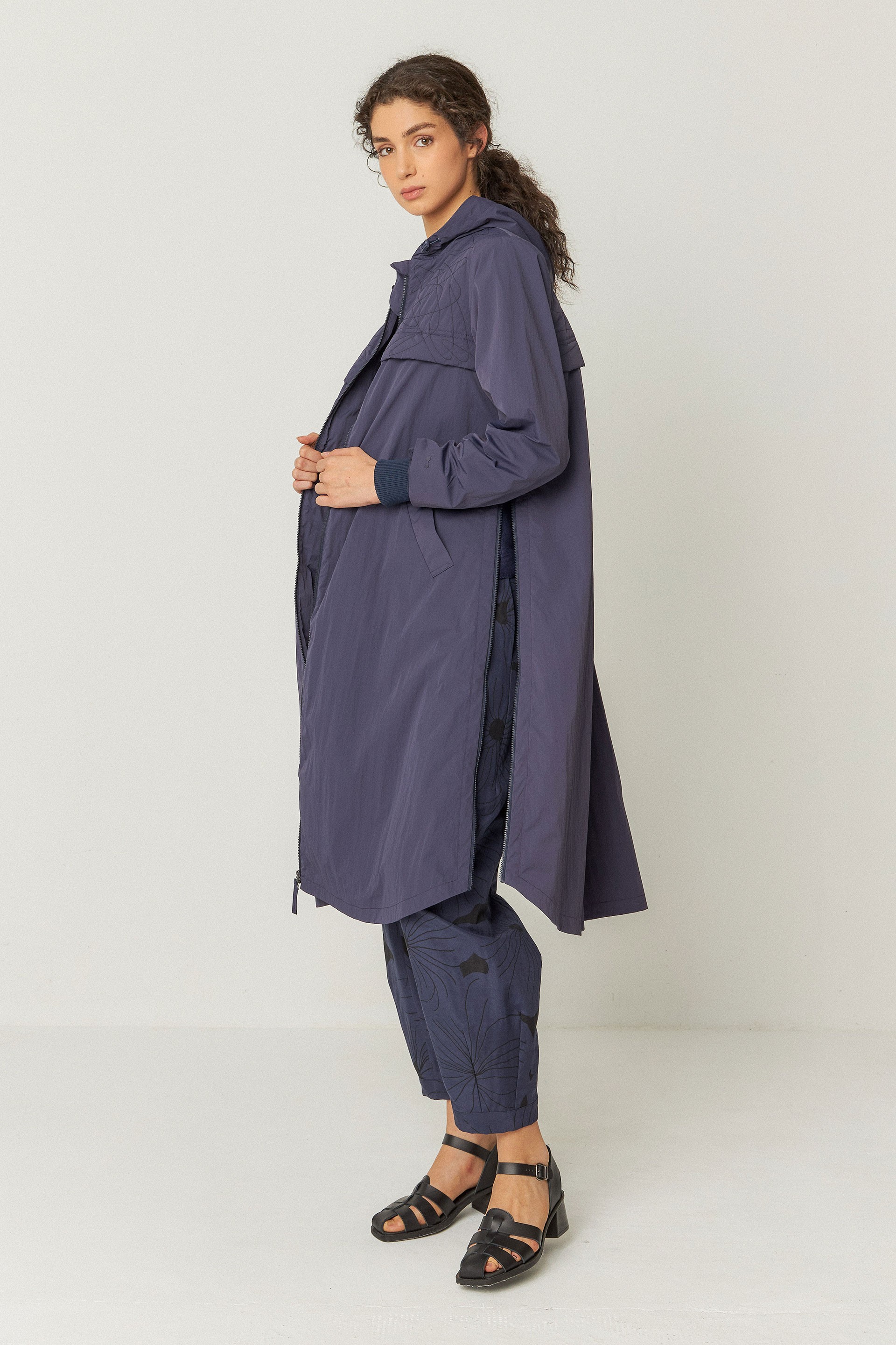 SKFK womens vegan Raincoat Ixone Navy Blue