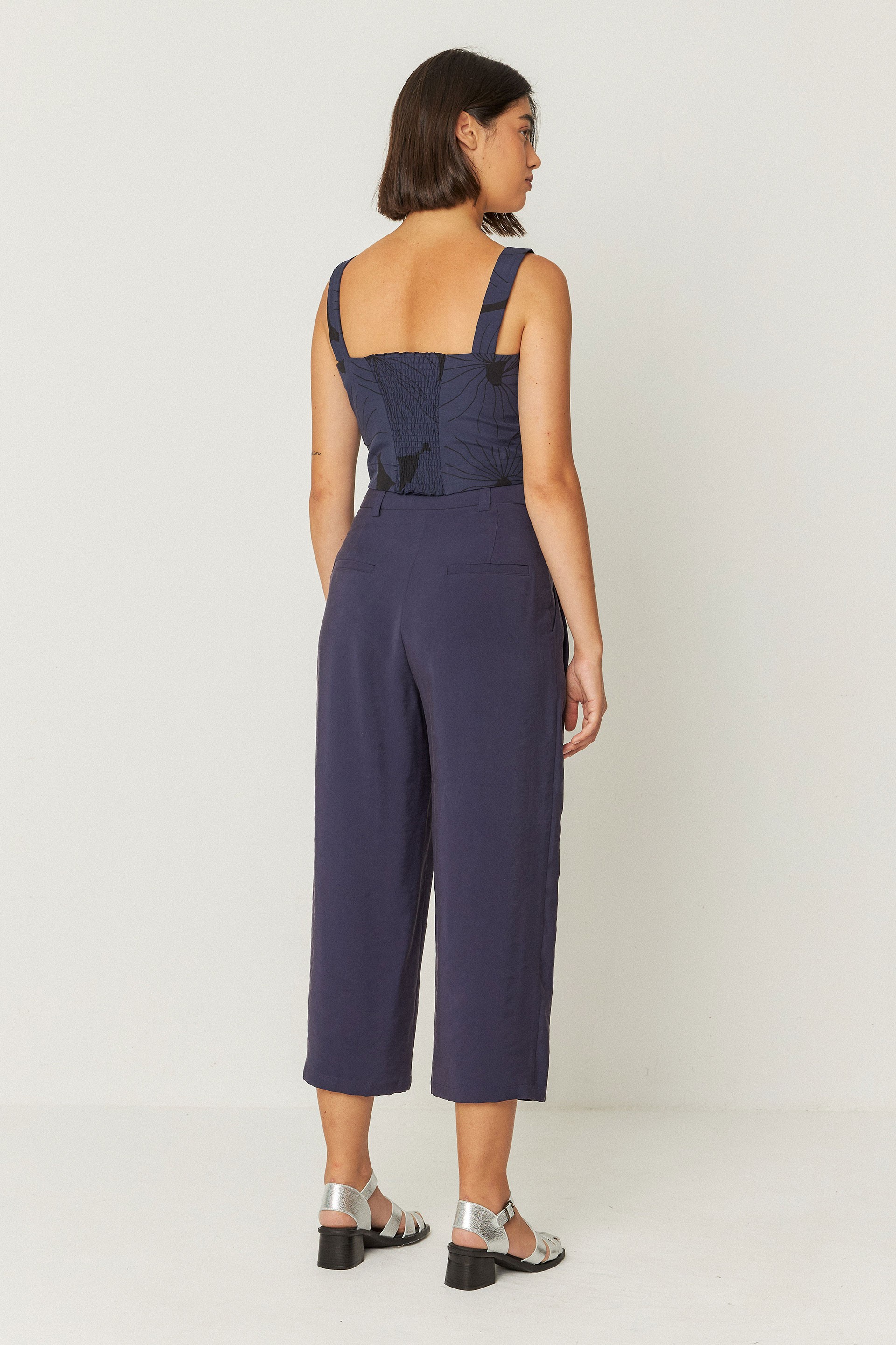 112376 - Damen vegan Hose Esti Blau