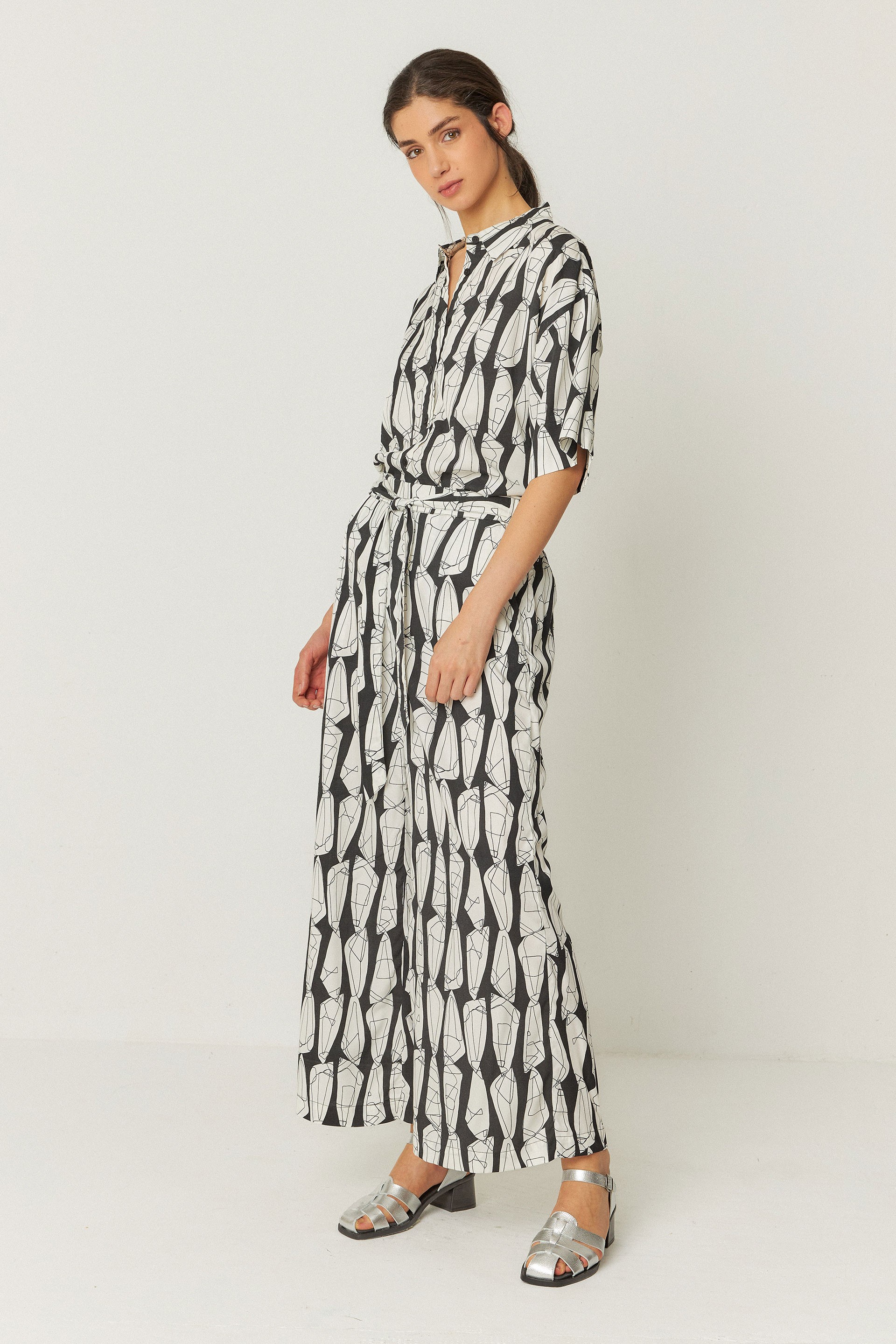 112390 - Damen vegan Hose Dona Schwarz WeiÃŸ