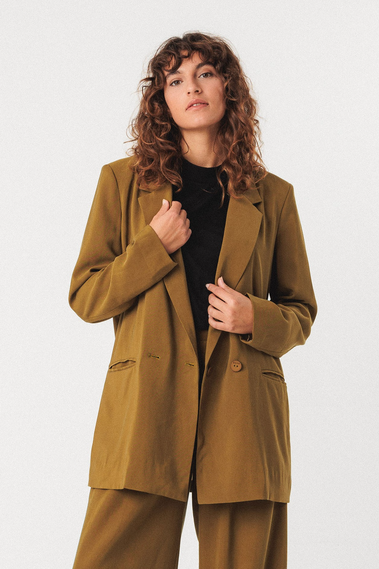 112550 - Damen vegan Blazer Atxa Braun