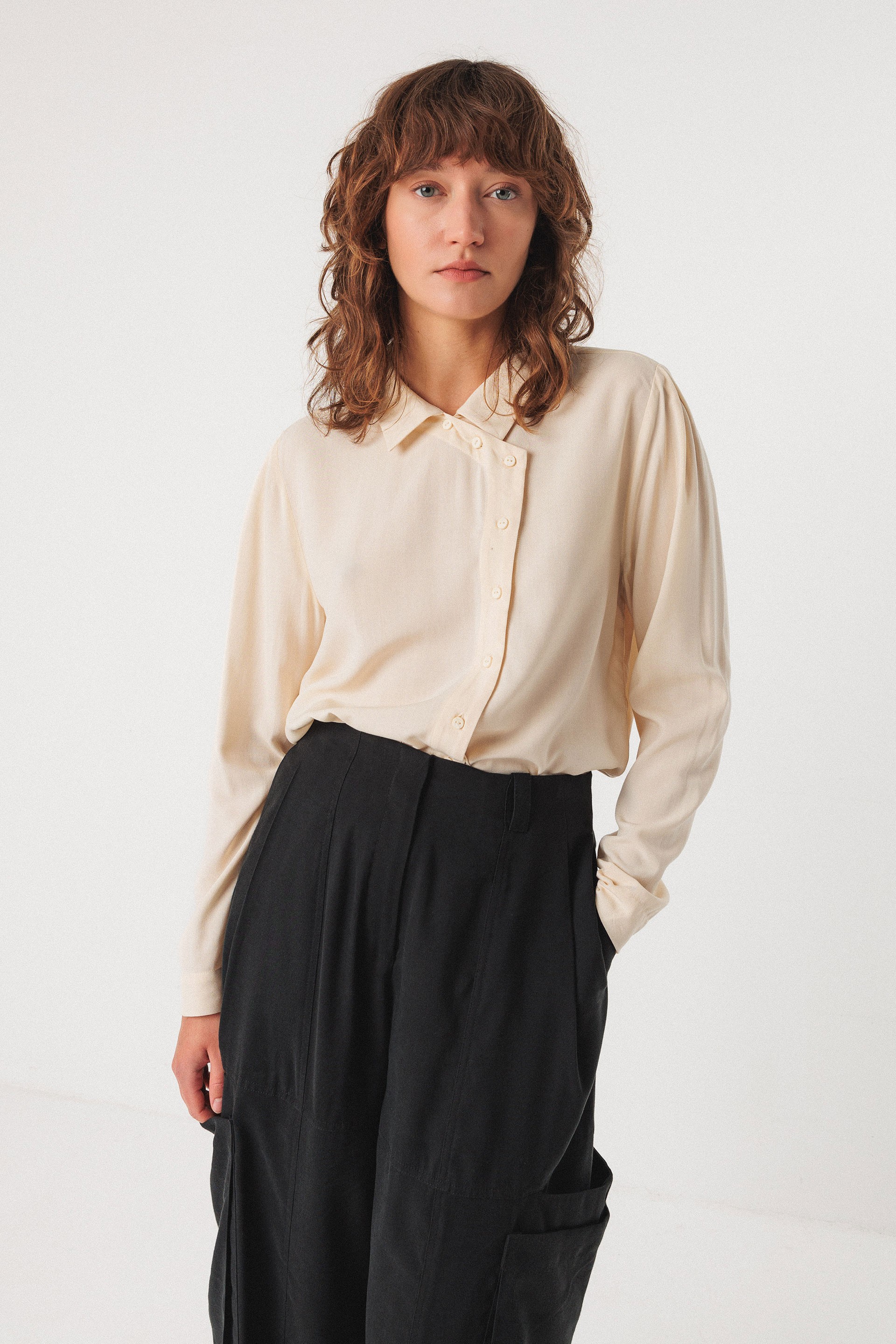 Image of SKFK dames vegan Overhemd Karmele Beige