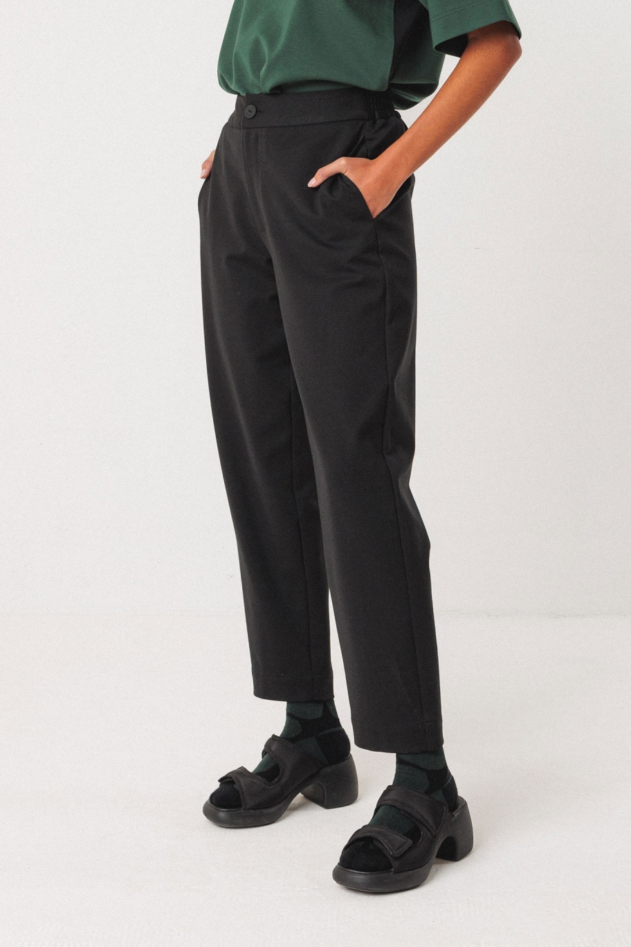 Image of SKFK dames vegan Broek Soraia Zwart