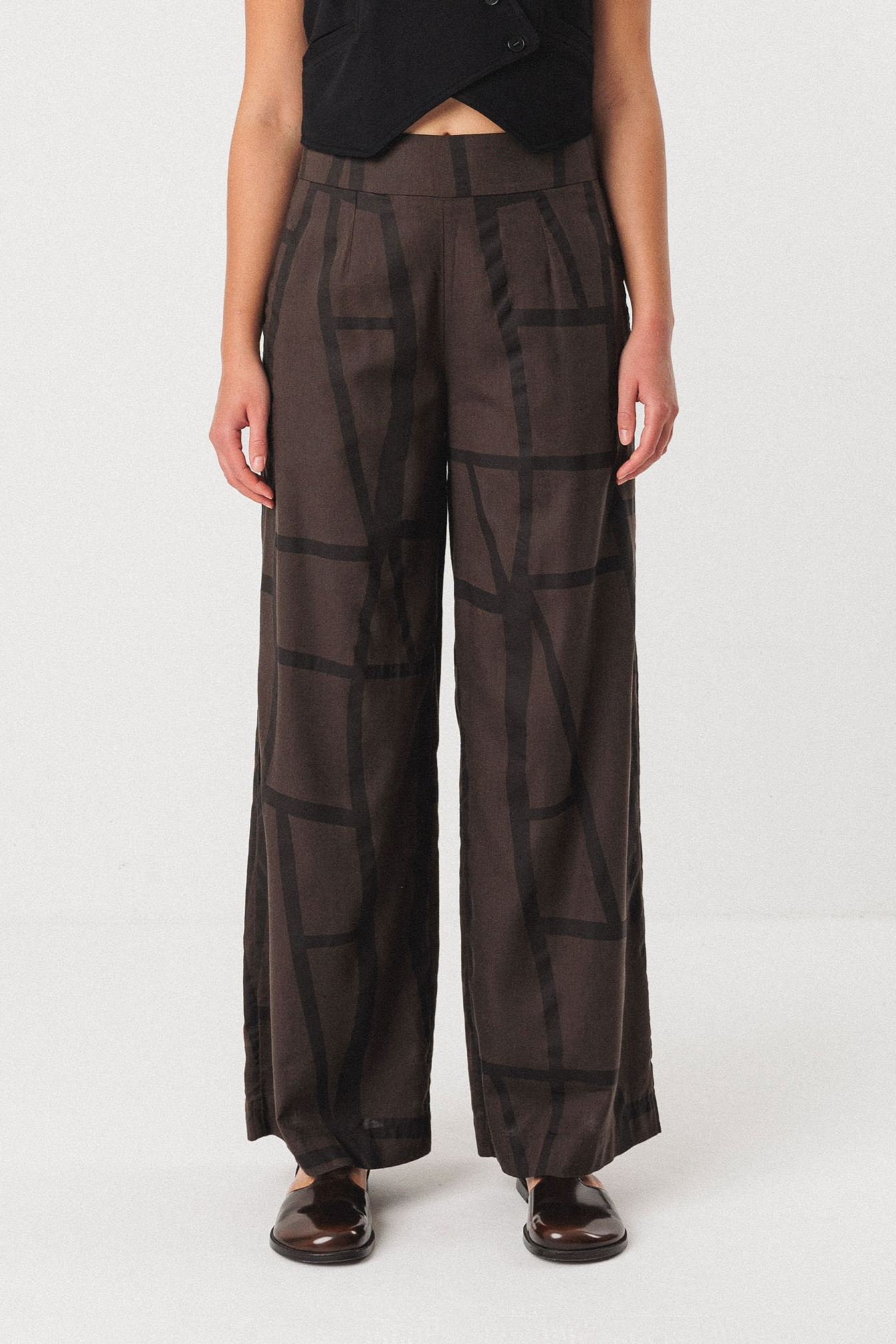 Image of SKFK dames vegan Broek Ekieta Bruin
