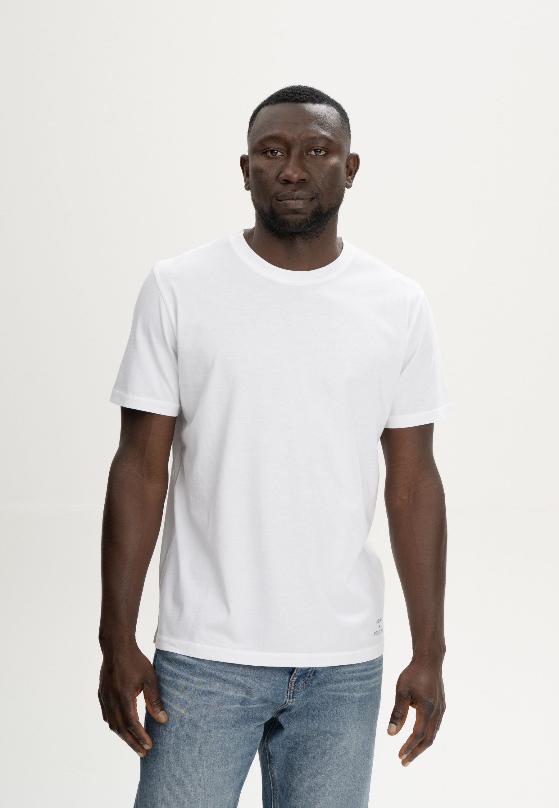 MELA T-Shirt Artist Edition Atelier Mave White Print Picnic