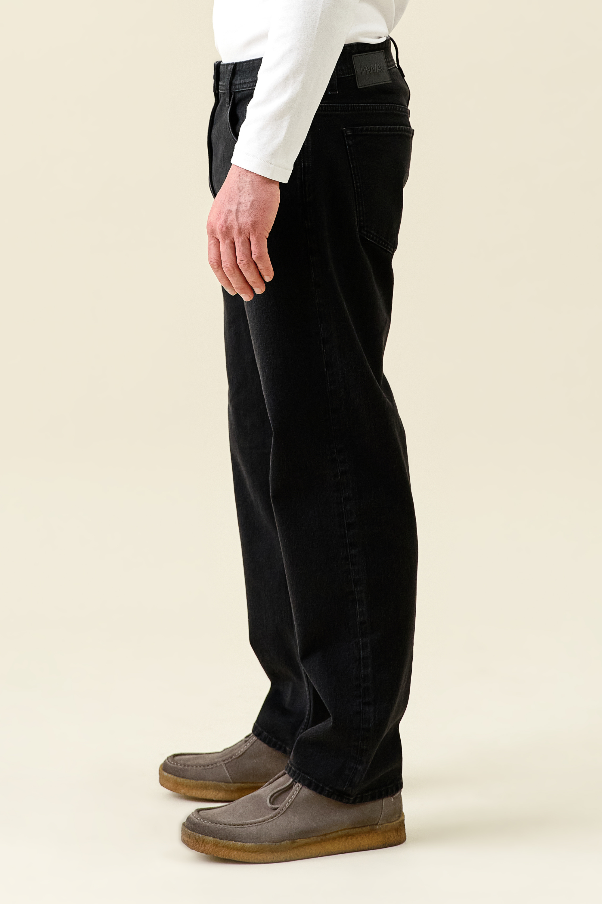 Dawn Jeans Vega Relaxed Straight Zwart