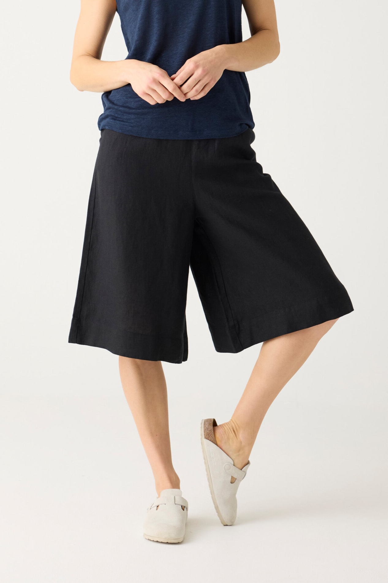 Image of KnowledgeCotton Apparel dames vegan Culotte Shorts Eve Wide Black Jet