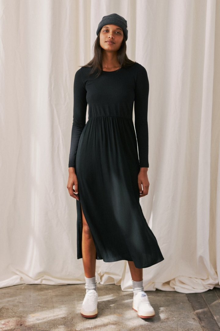 113137 - Damen vegan Kleid Tanjung Schwarz