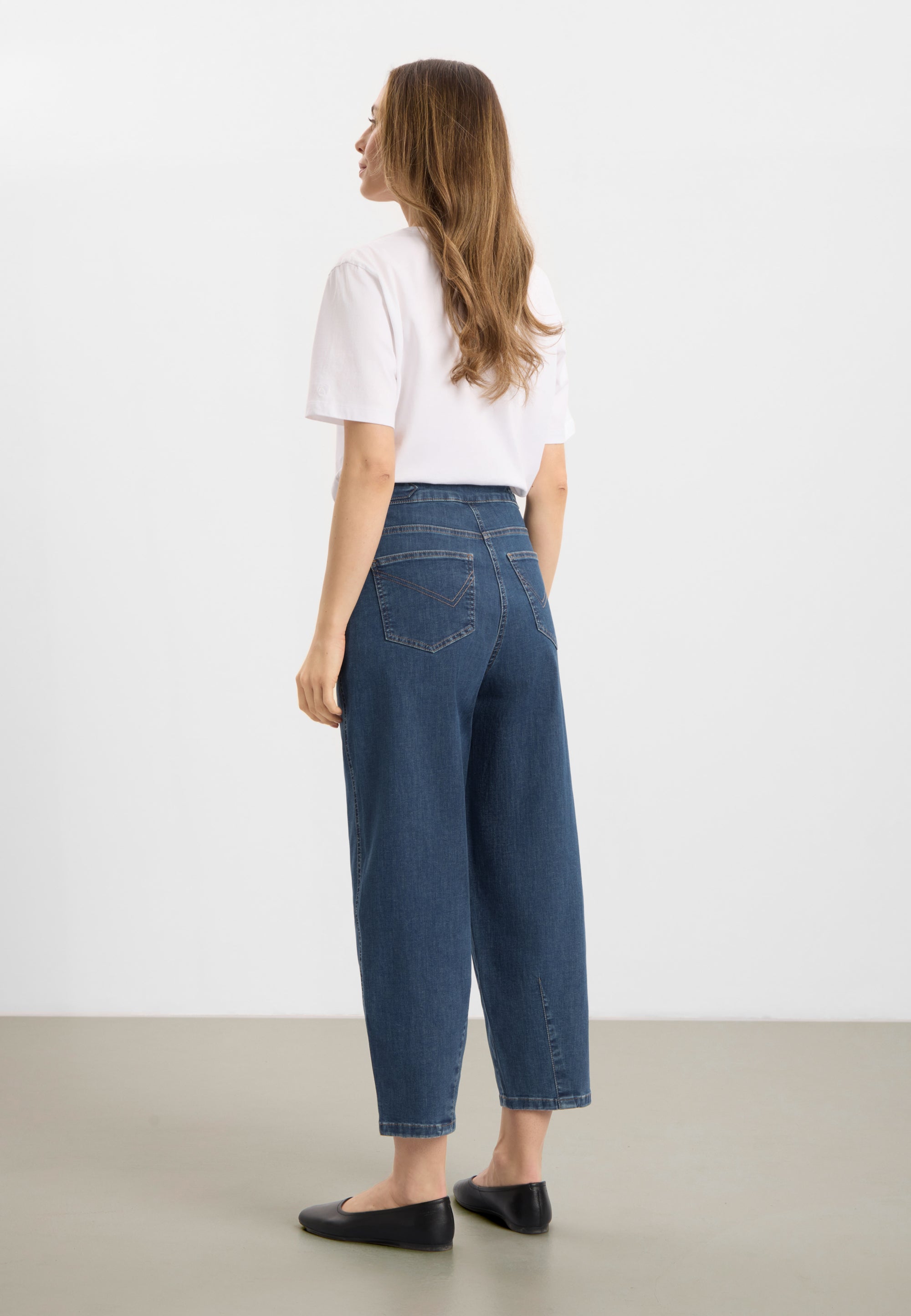 LAURIE womens vegan Jeans Freya Tapered Loose Cropped Blue