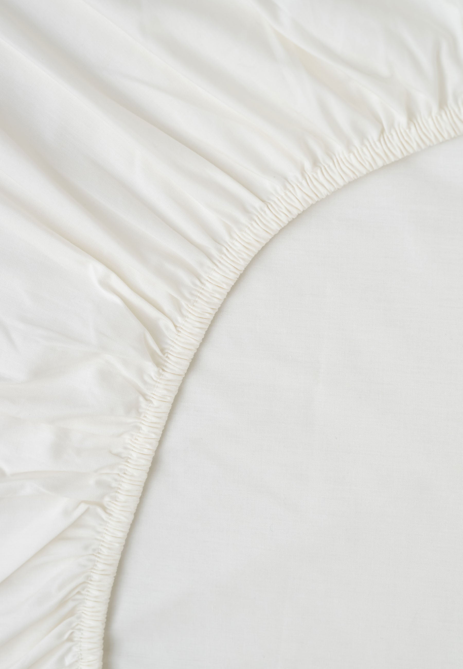 MELA unisex vegan Bed Sheet Percale Fitted Kasol Natural White