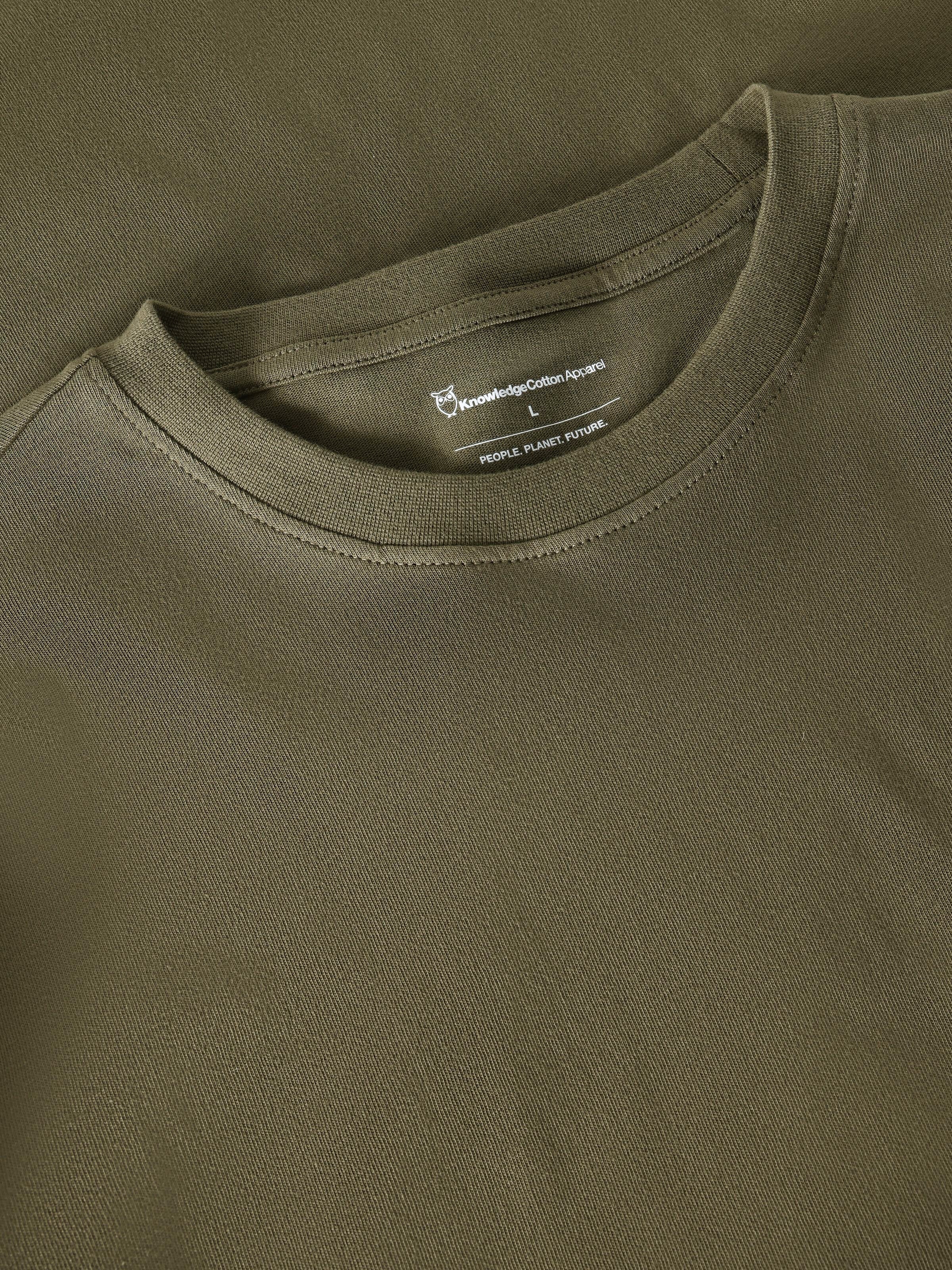 113243 - Herren vegan T-Shirt Chest Print Burned Olive 113243 - Herren vegan T-Shirt Chest Print Burned Olive