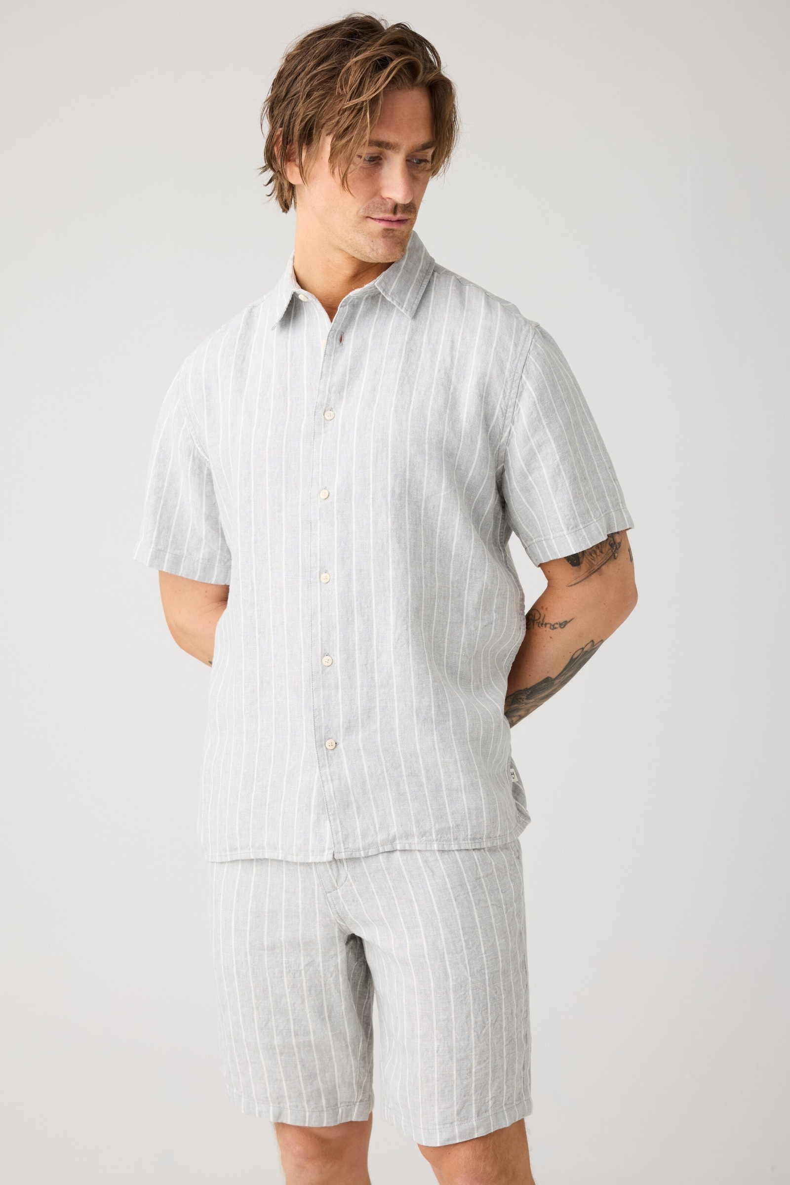 Image of KnowledgeCotton Apparel mannen vegan Relaxte Linnen Overhemd Met Strepen In Grijs