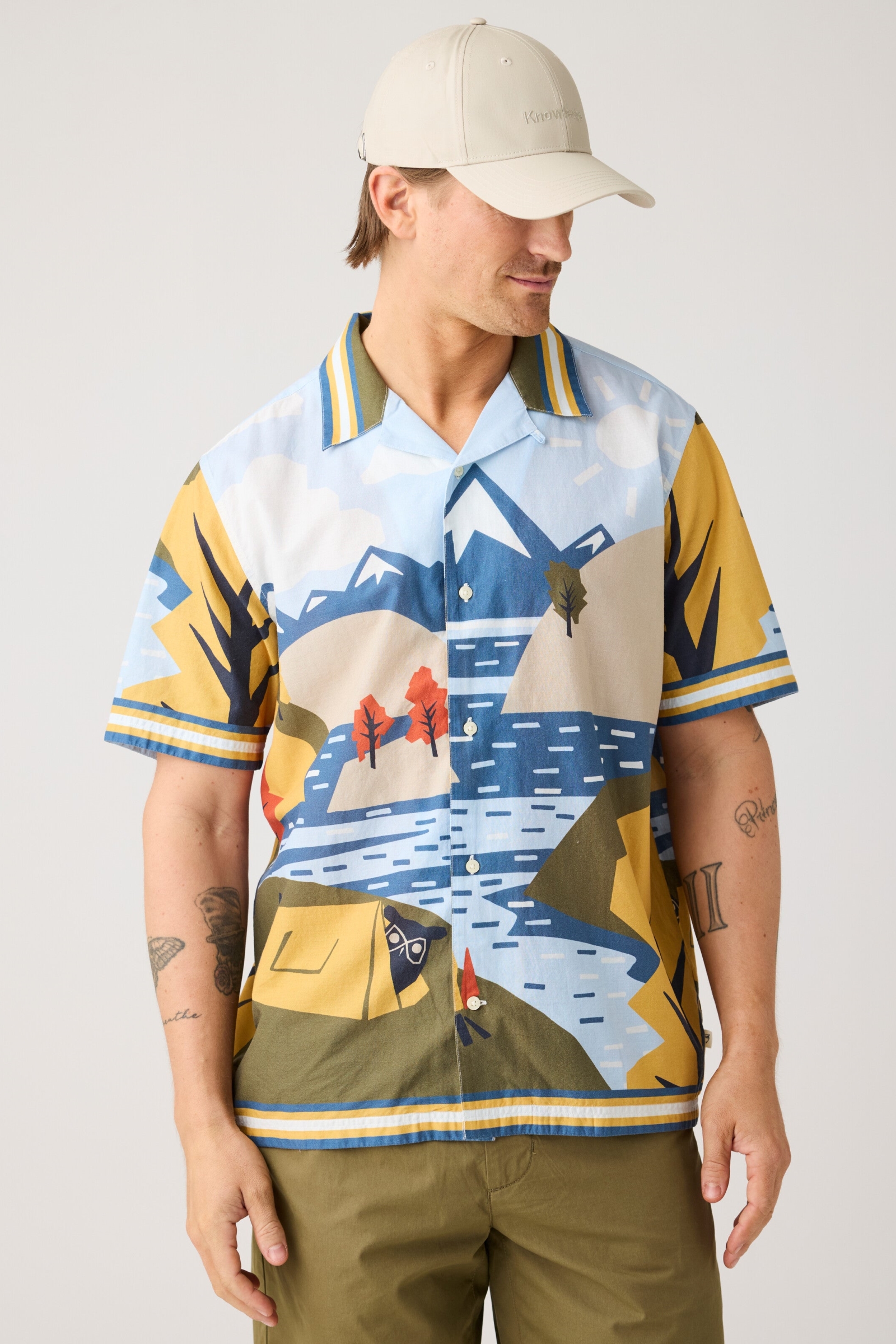 KnowledgeCotton Apparel Herren vegan Hemd Relaxed Print Kurzarm Multicolor Aop