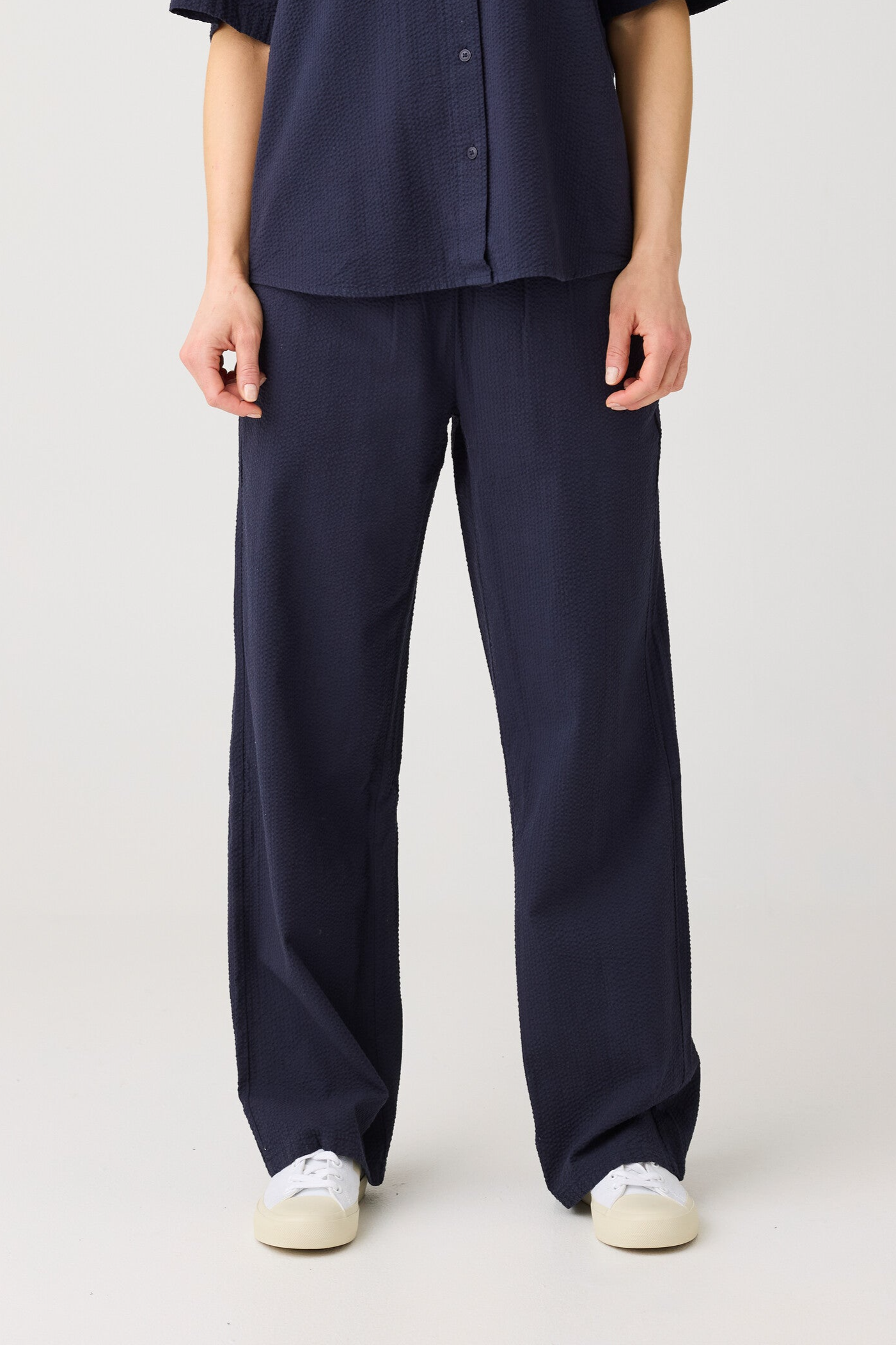 Image of KnowledgeCotton Apparel dames vegan Broek Posey Wide Seersucker Night Sky Navy