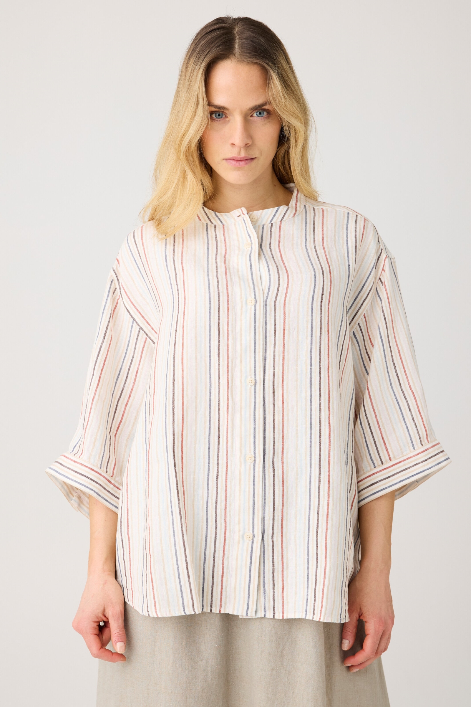 Image of KnowledgeCotton Apparel dames vegan Losse Linnen Blouse Met Strepen In Meerdere Kleuren