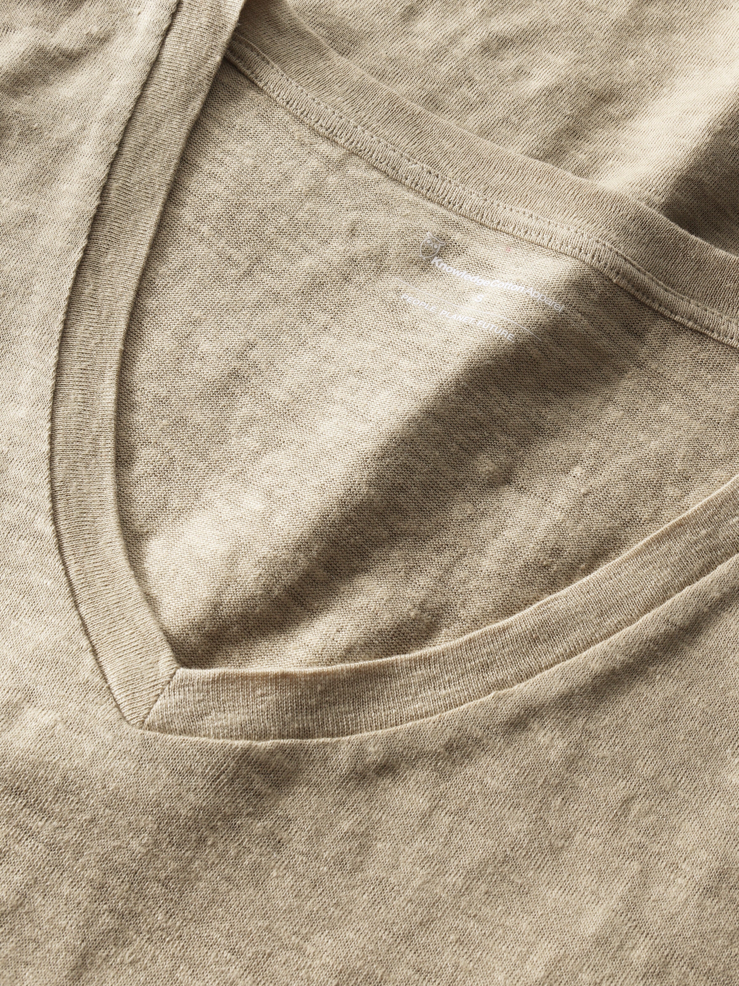 KnowledgeCotton Apparel womens vegan T-Shirt Linen V-Neck Twill Beige
