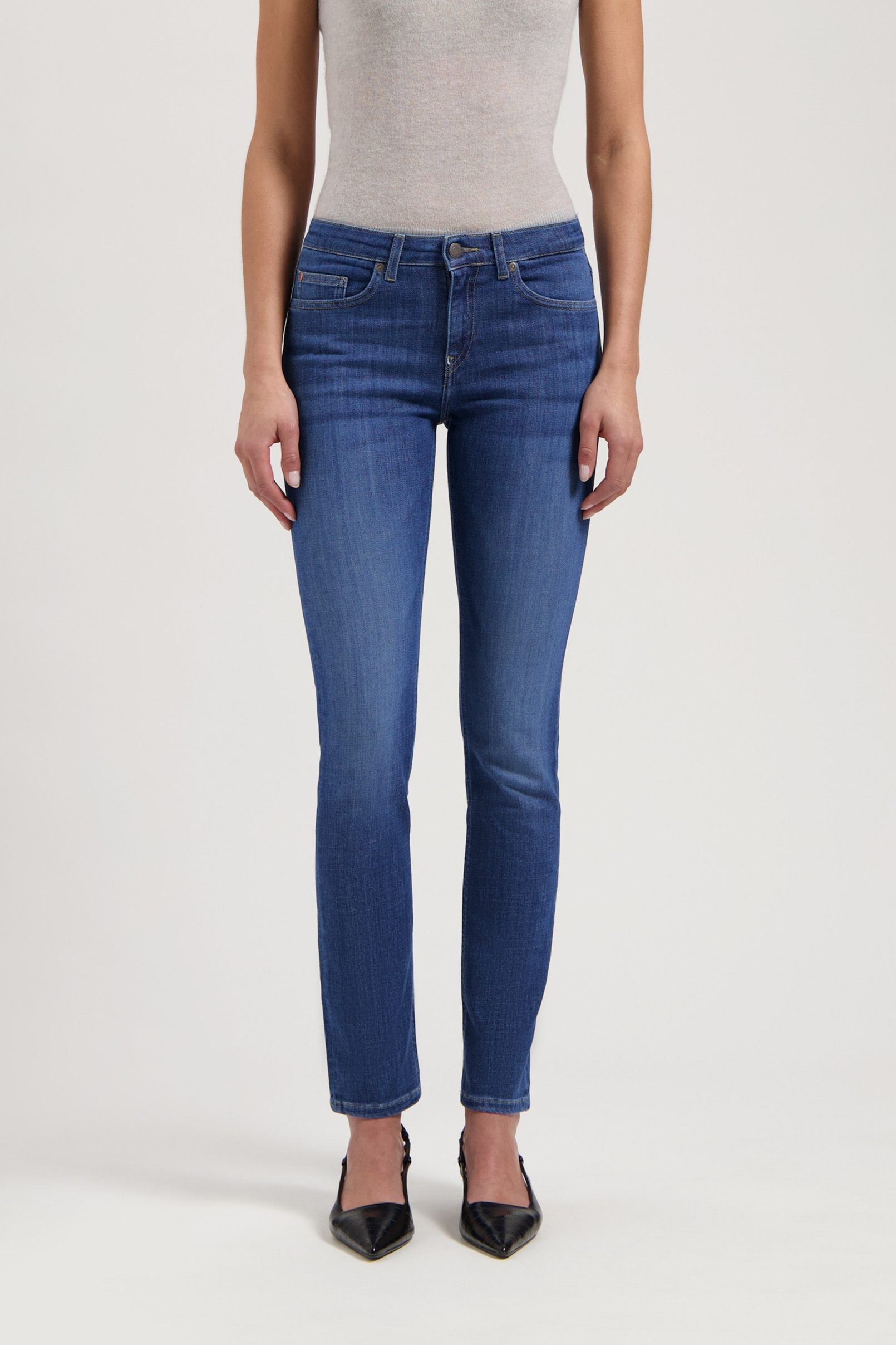 MUD Jeans Damen vegan Jeans Low Slim Faye Stone Indigo