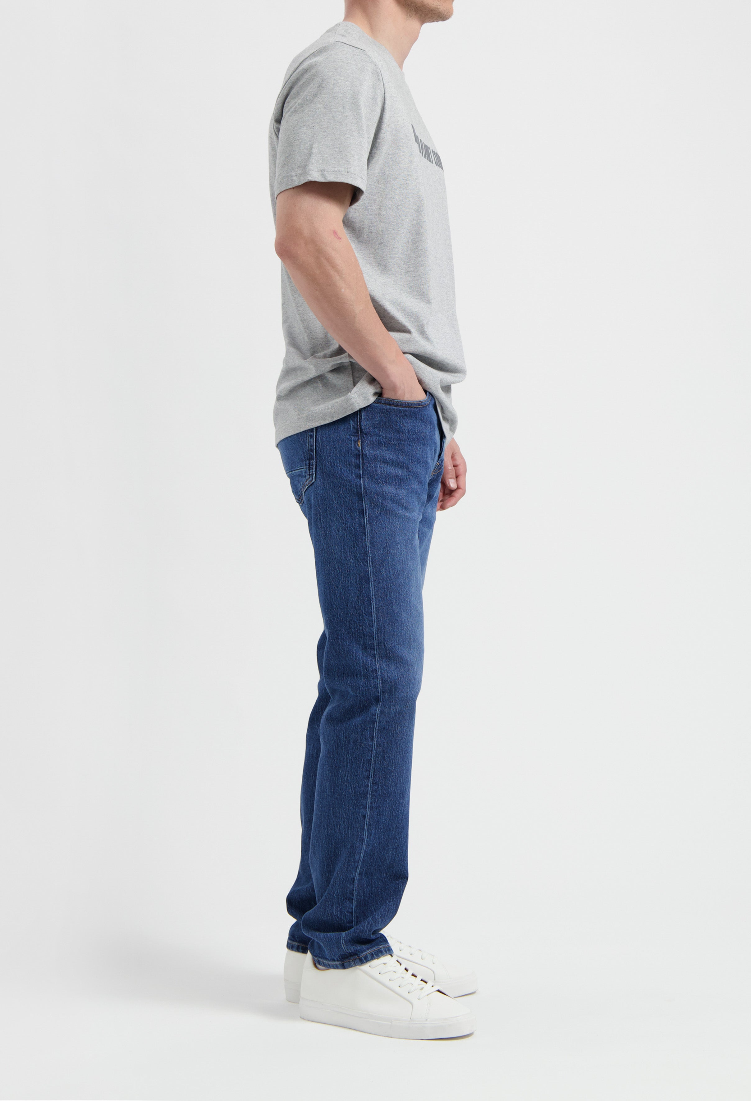 MUD Jeans men vegan Jeans Mid Tapered Hank Medium Stone