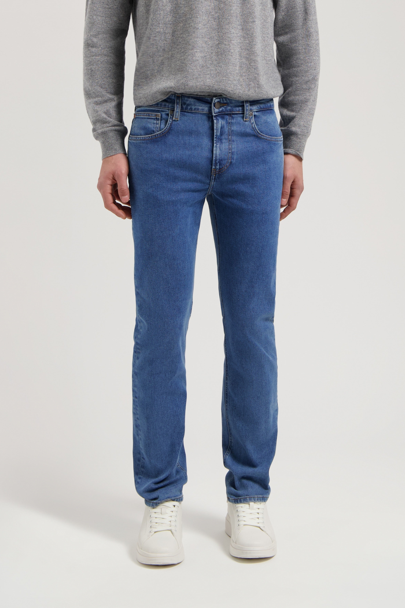 Image of MUD Jeans mannen vegan Jeans Mid Straight Bryce Stone Vintage