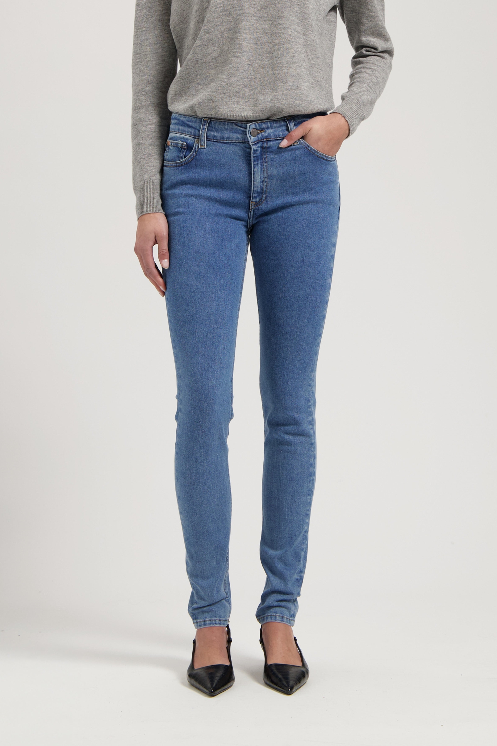 MUD Jeans Damen vegan Jeans Mid Skinny Skyler Stone Vintage