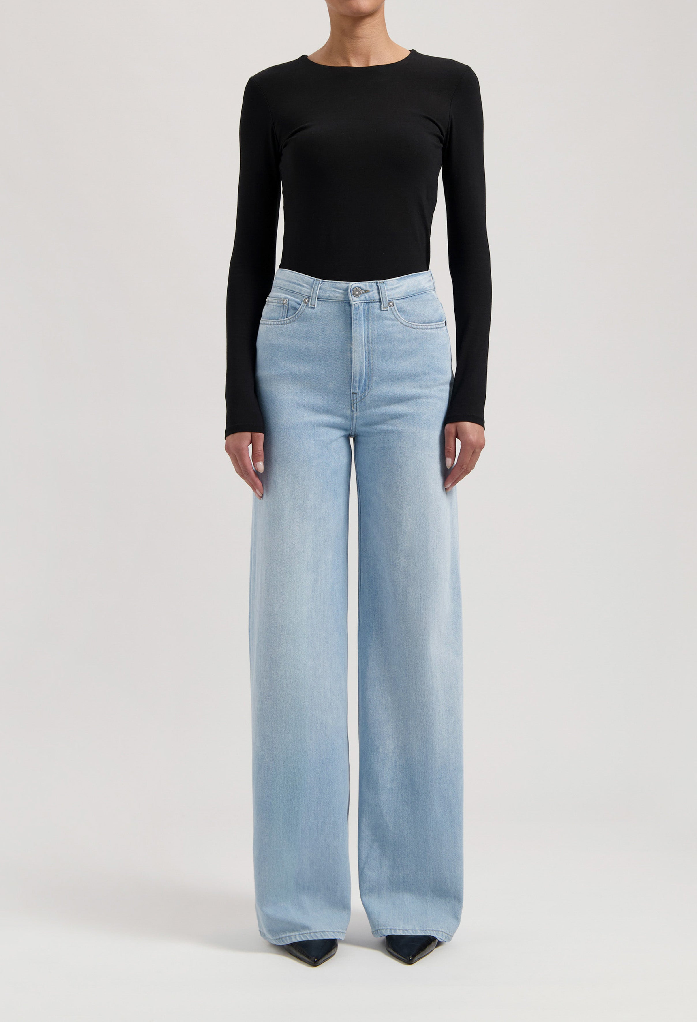 MUD Jeans womens vegan Jeans Wyde Sara Sun Stone Blue