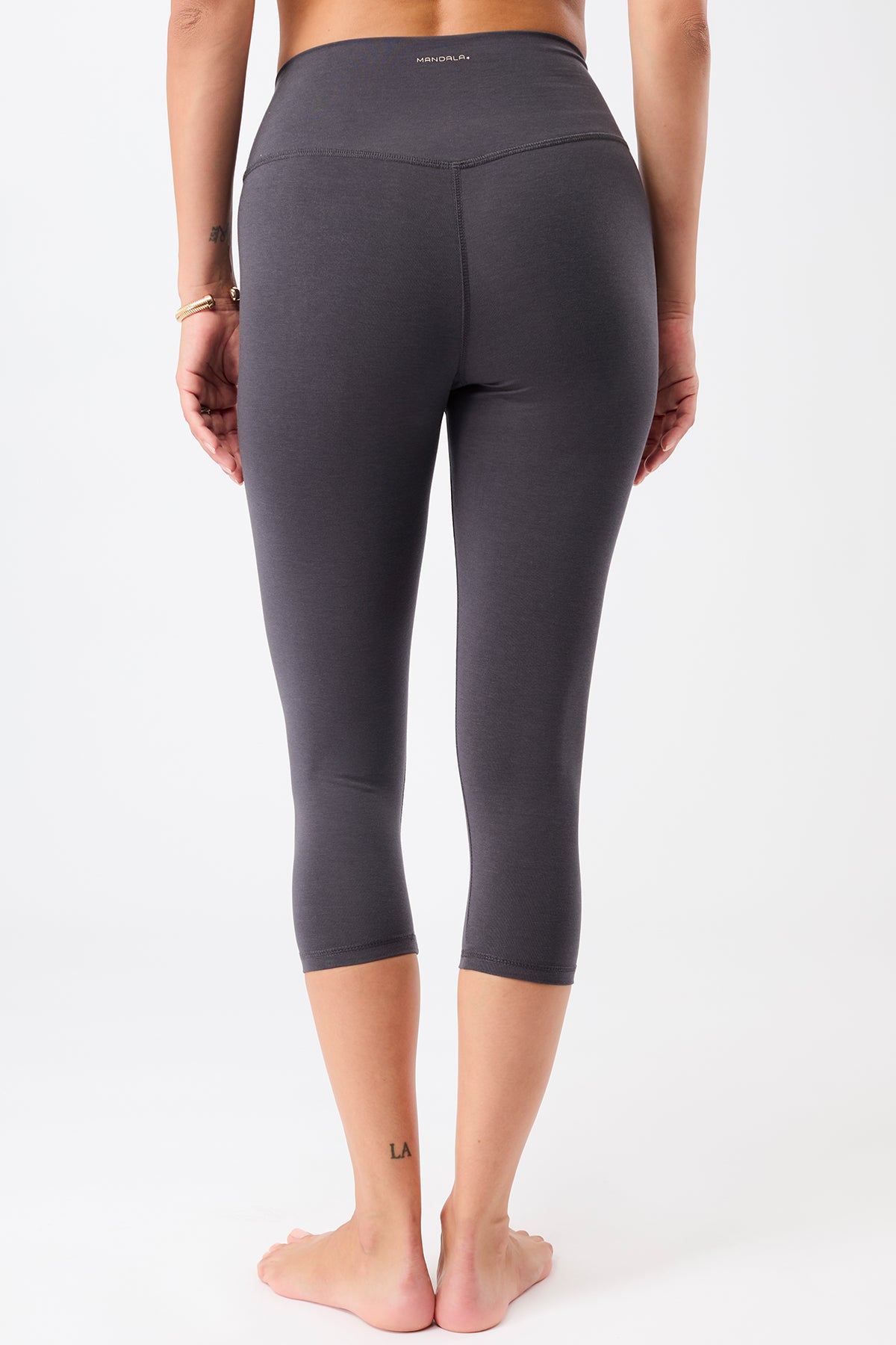 MANDALA womens vegan Leggings Best Cropped Onyx