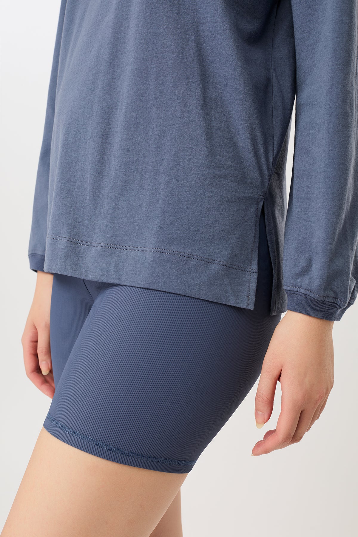 113656 - MANDALA Damen vegan Longsleeve Weites Shirt Eclipse Blau 113656 - MANDALA Damen vegan Longsleeve Weites Shirt Eclipse Blau