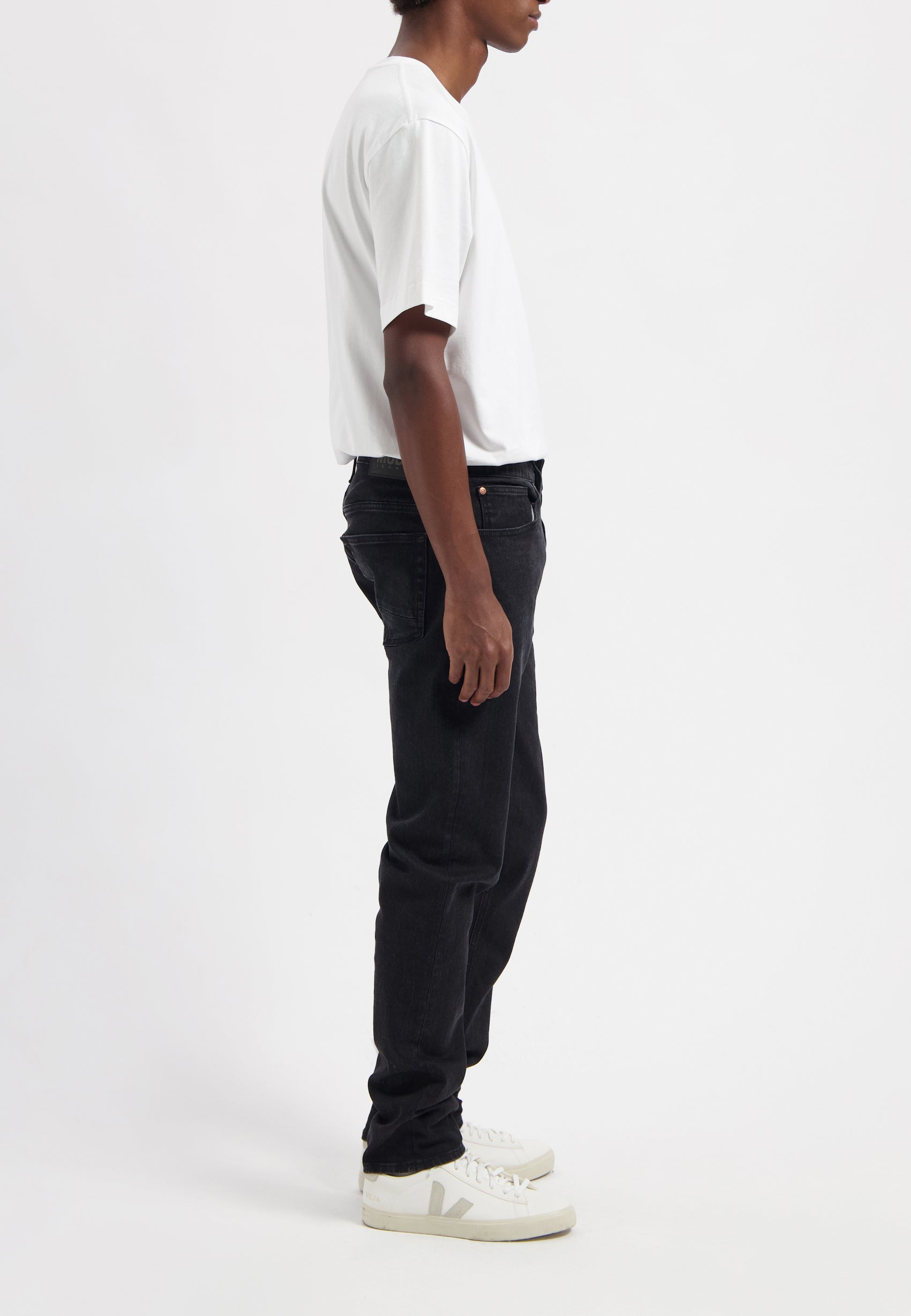 MUD Jeans men vegan Jeans Low Tapered Dunn Stone Black