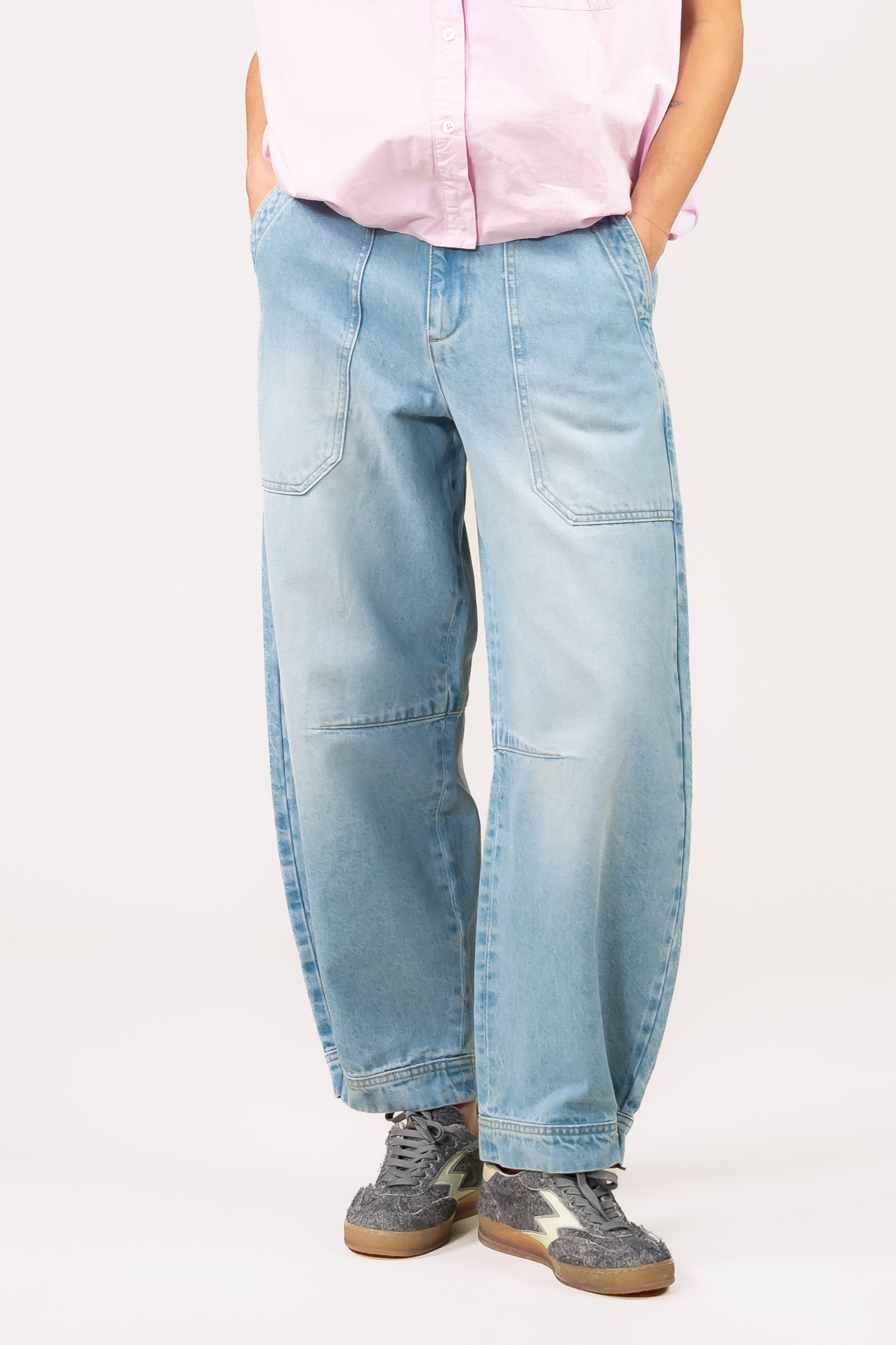 Kuyichi Damen vegan Jeans Jane Barrel Hellblau