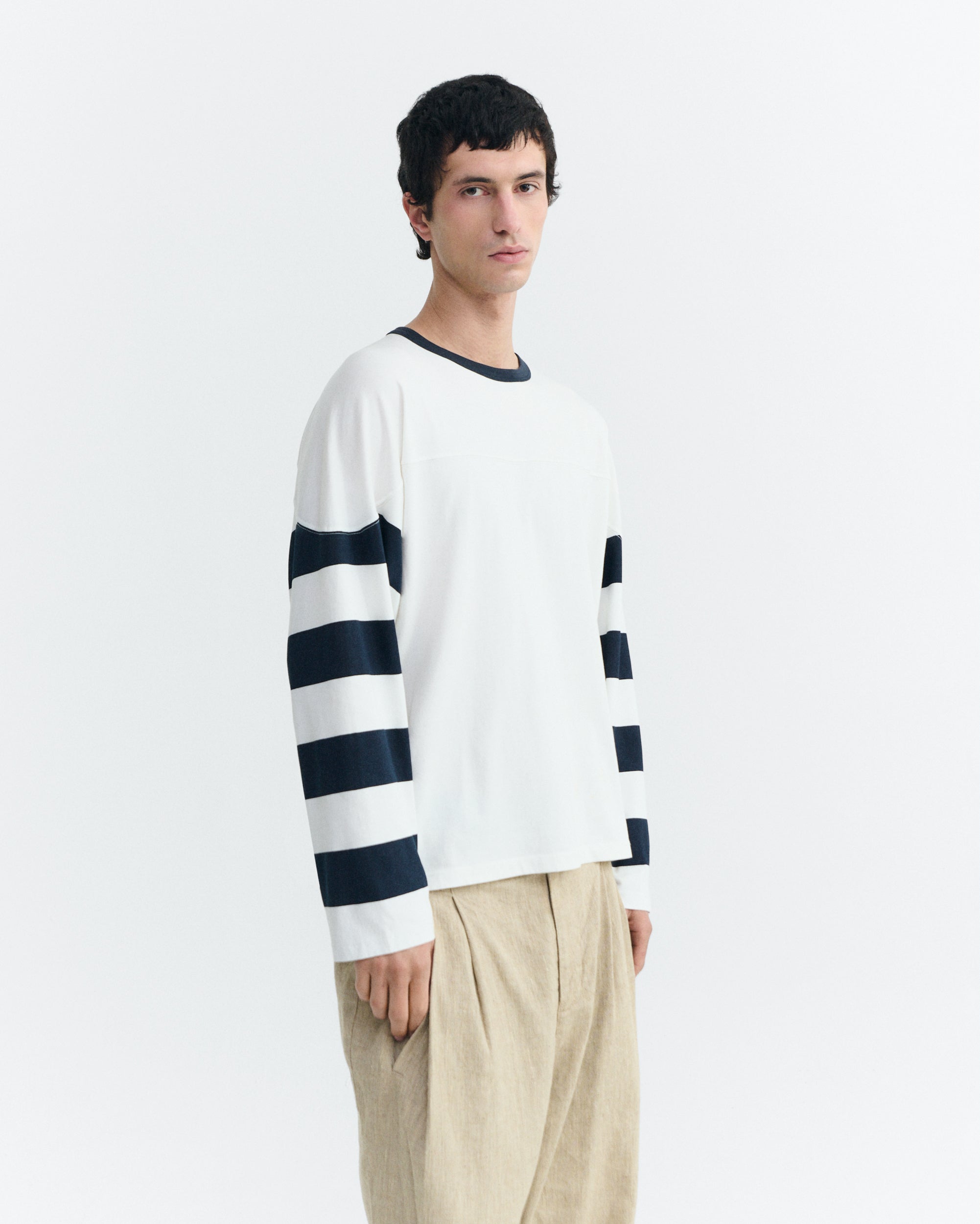 Thinking MU T-Shirt Met Lange Mouwen Van Brady White