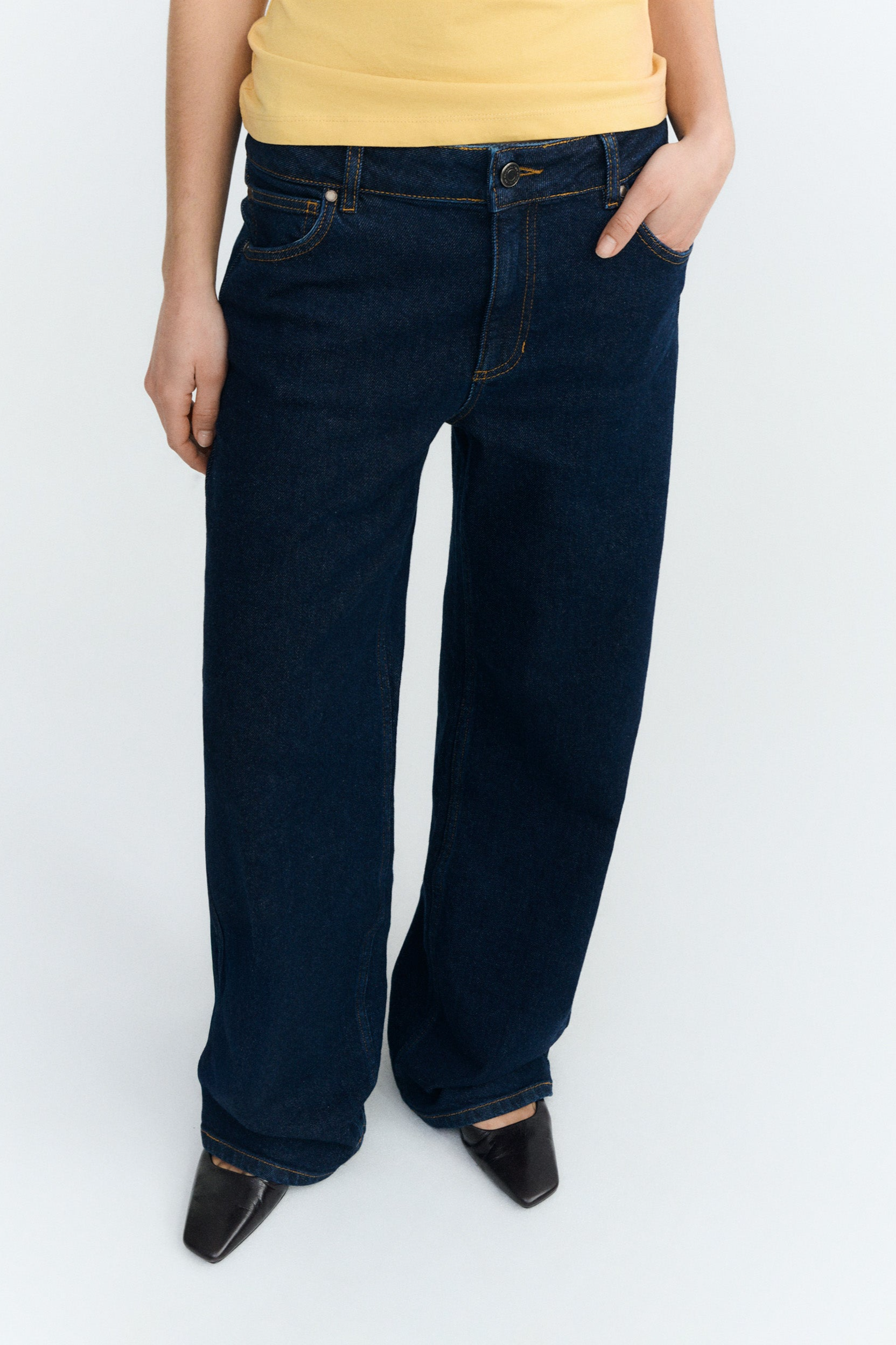Image of Thinking MU dames vegan Kettan Marineblauwe Jeans