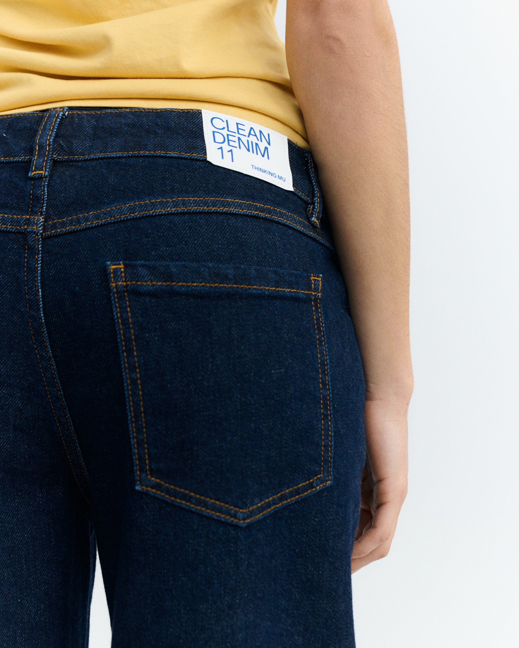 Thinking MU Kettan Marineblauwe Jeans