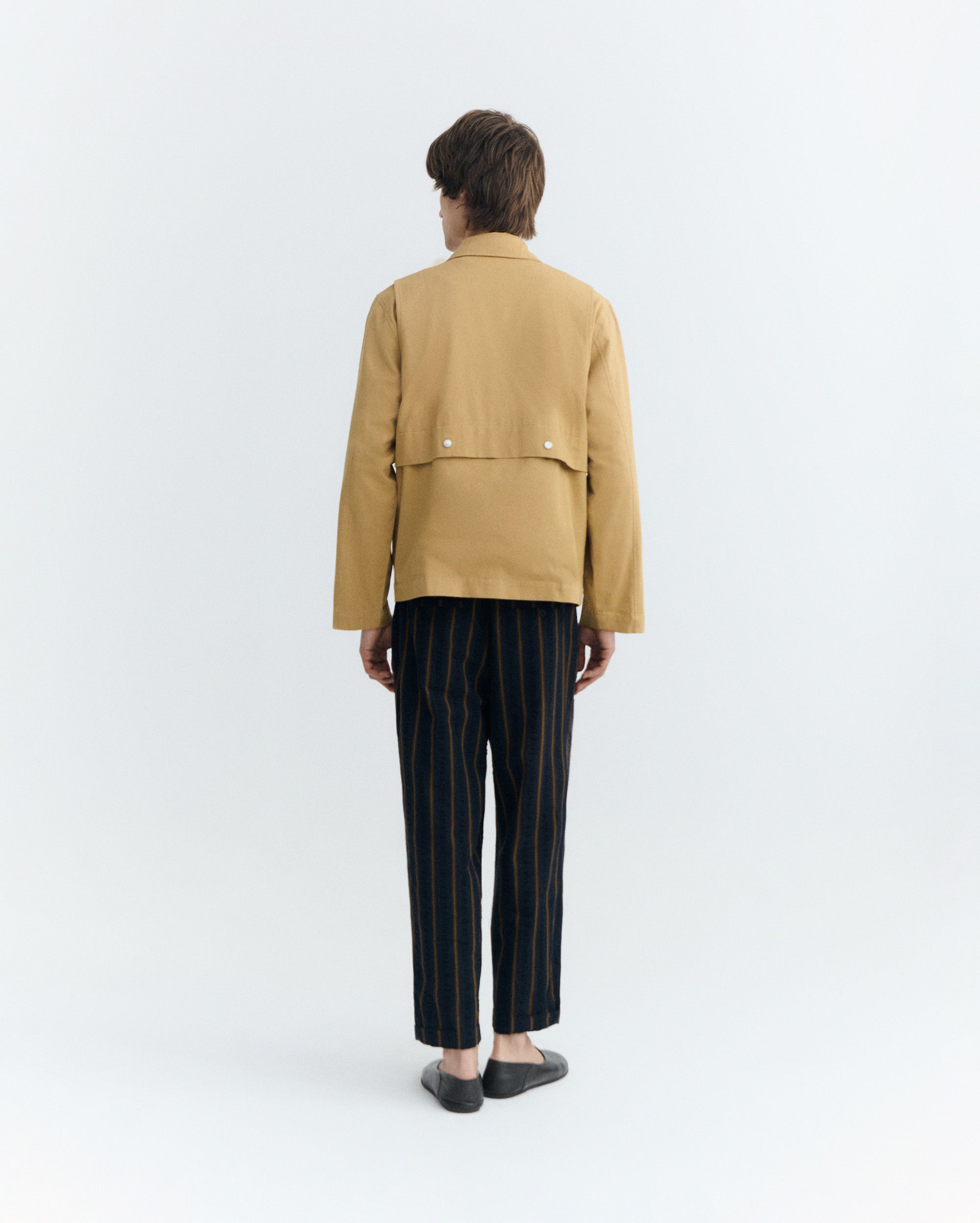 Thinking MU Oversized Jas Callum Camelbruin