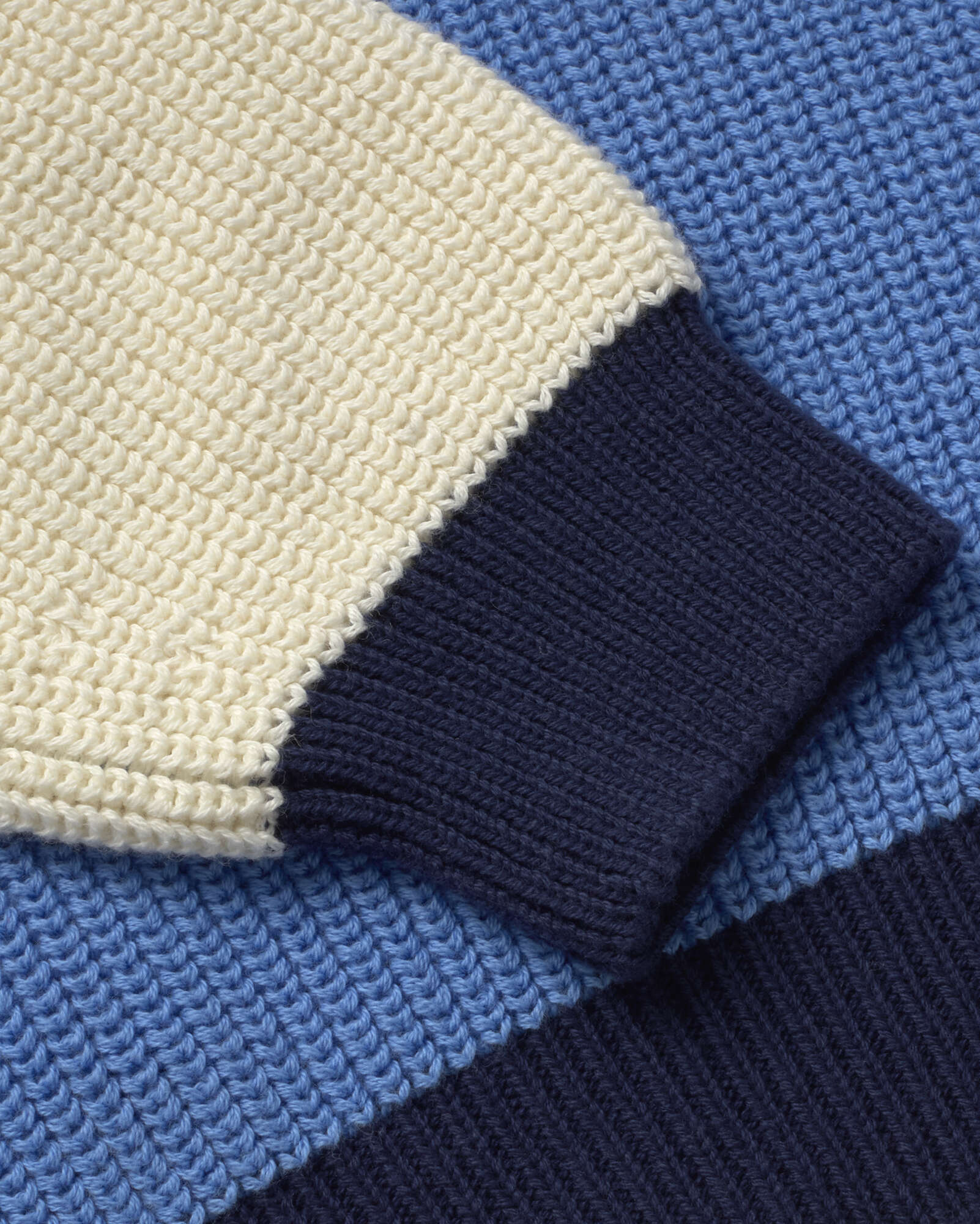 Thinking MU Trui Carmen Blauw