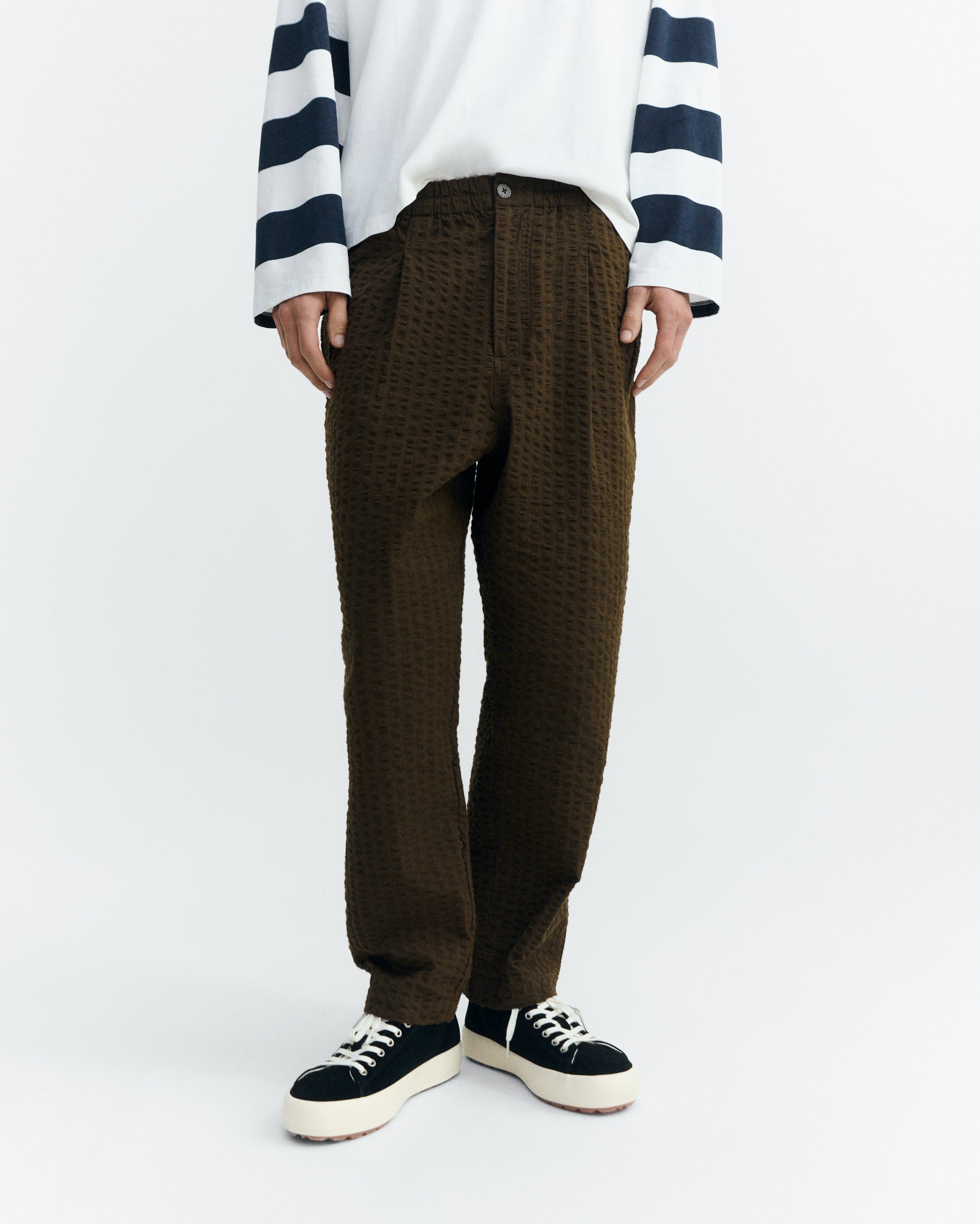 Thinking MU Broek Loose Luc Seersucker Bruin