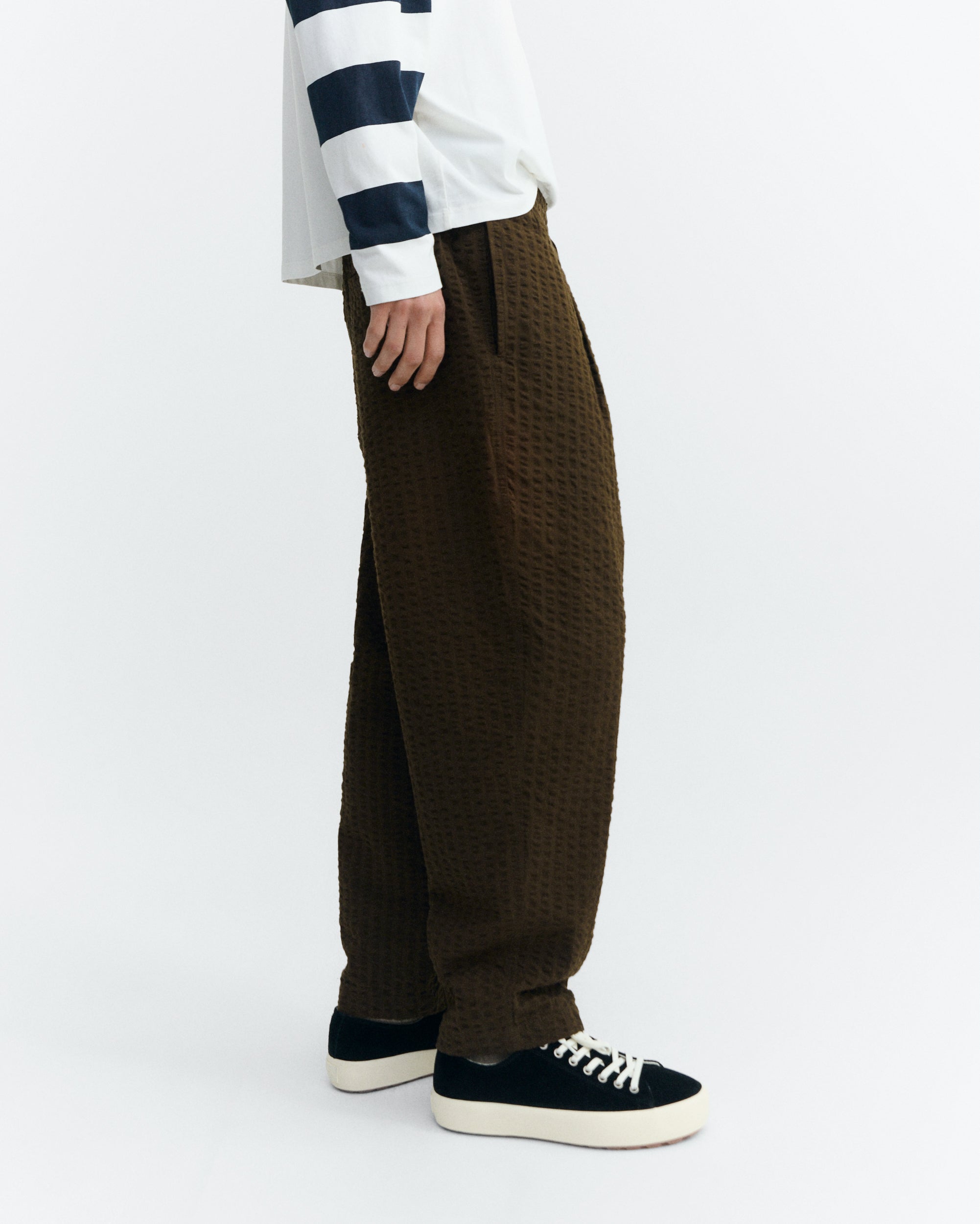 Thinking MU Broek Loose Luc Seersucker Bruin