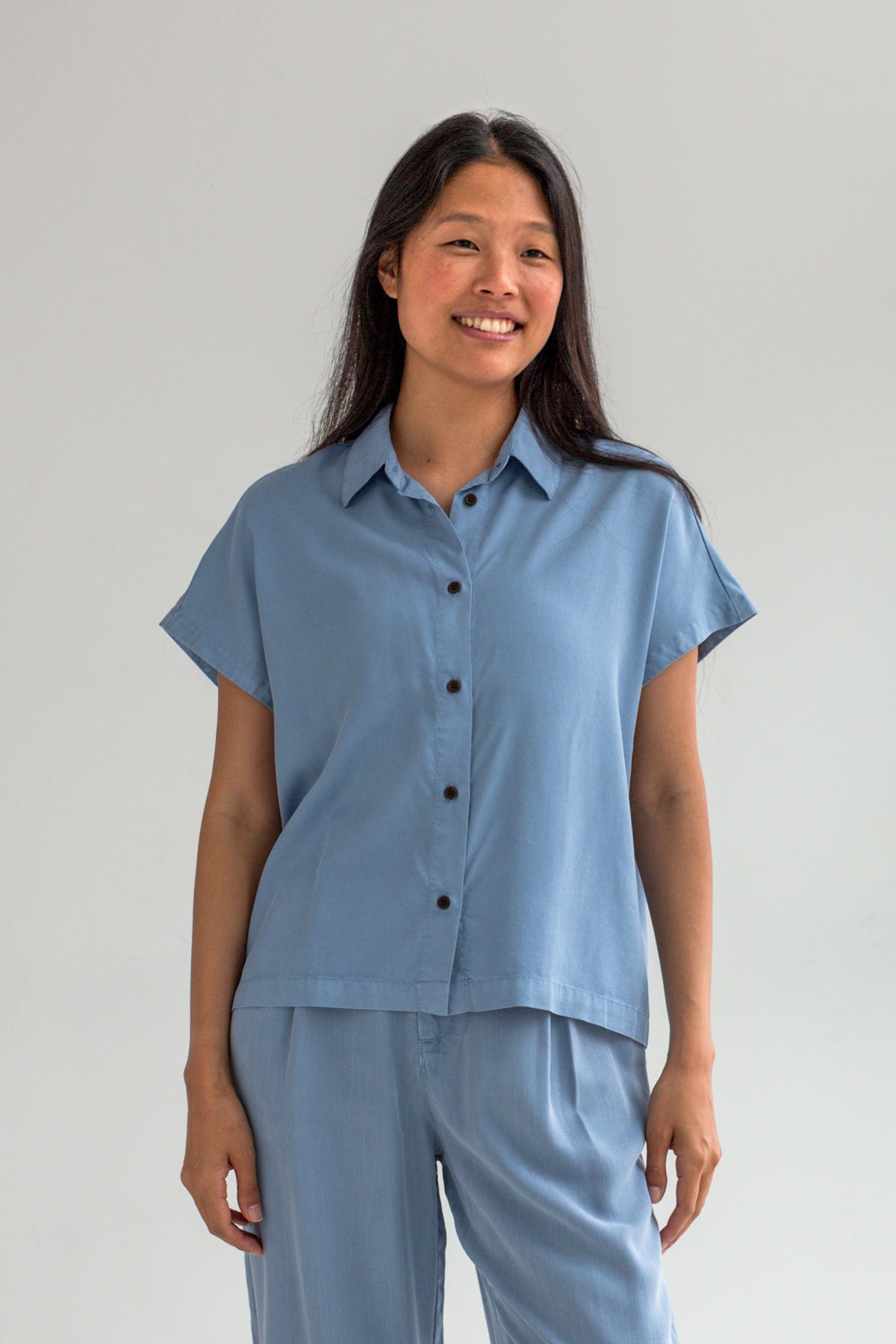 113922 - Damen vegan Hemd Cannes Denim Blau