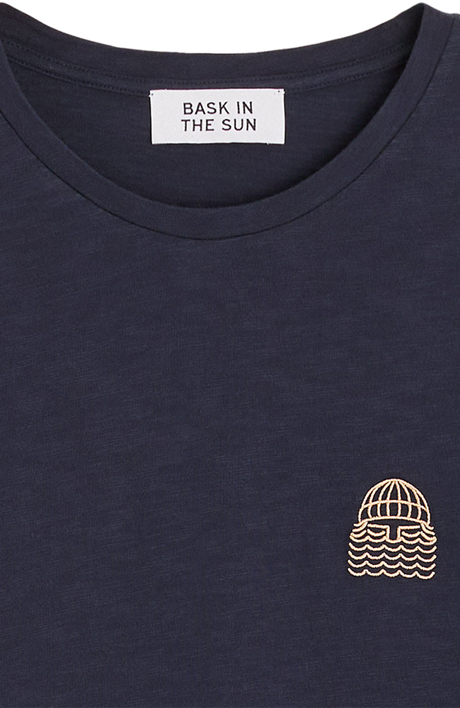 Bask in the Sun men vegan T-Shirt Mini To The Sea Midnight Blue