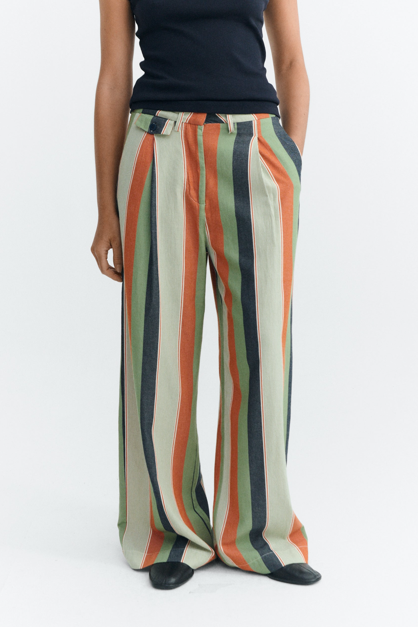 Image of Thinking MU dames vegan Broek Met Wijde Pijpen, Lage Taille, Veelkleurig Gestreept Patroon