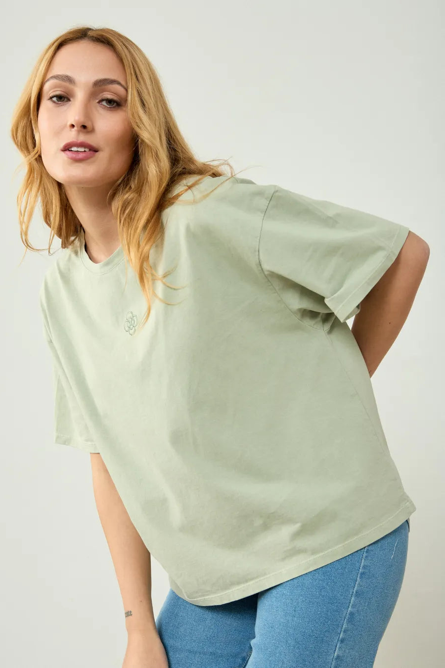 Clotsy Damen vegan T-Shirt Oversized Grün