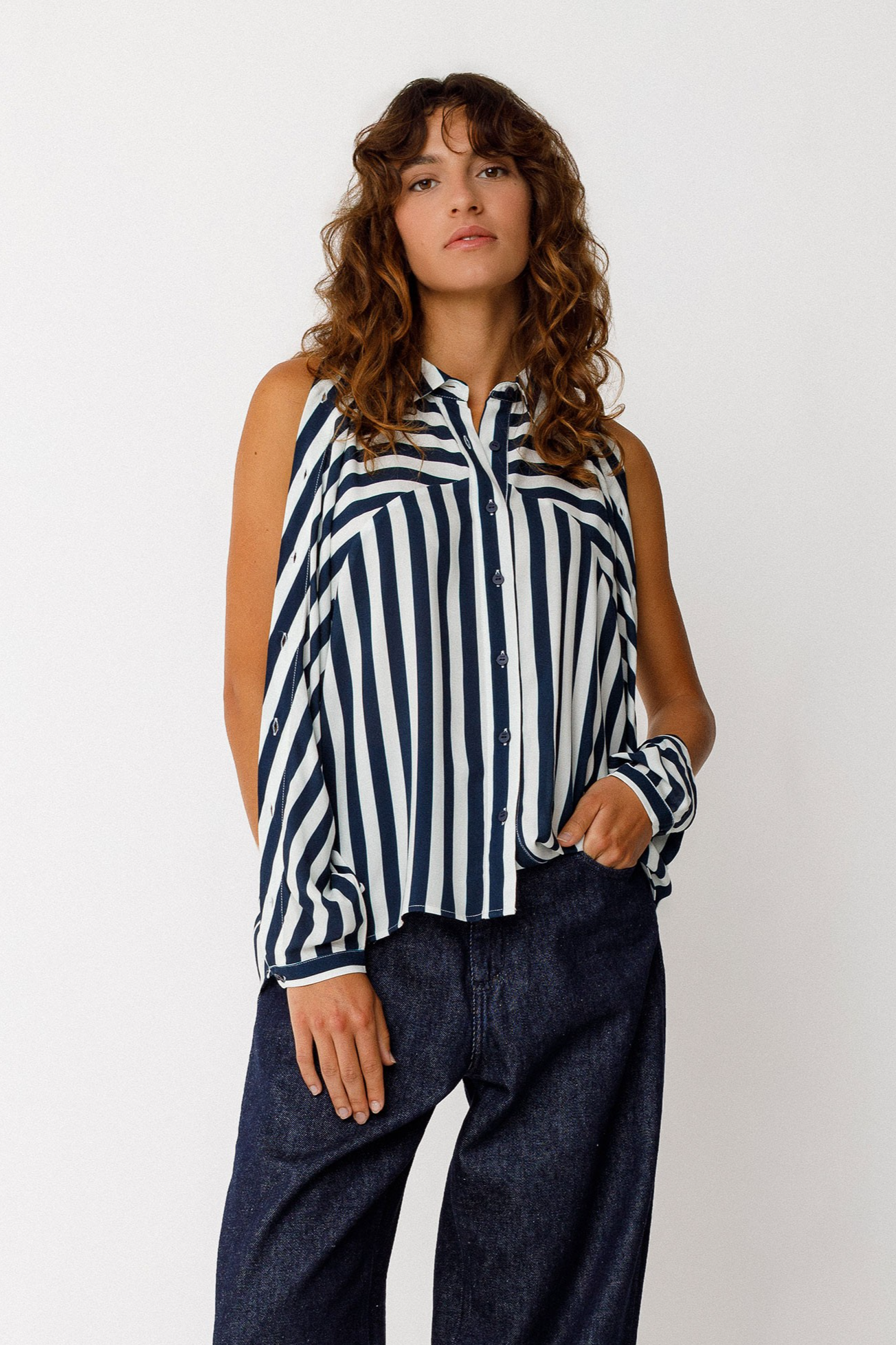 SKFK Damen vegan Hemd Ekia Weiß Blau