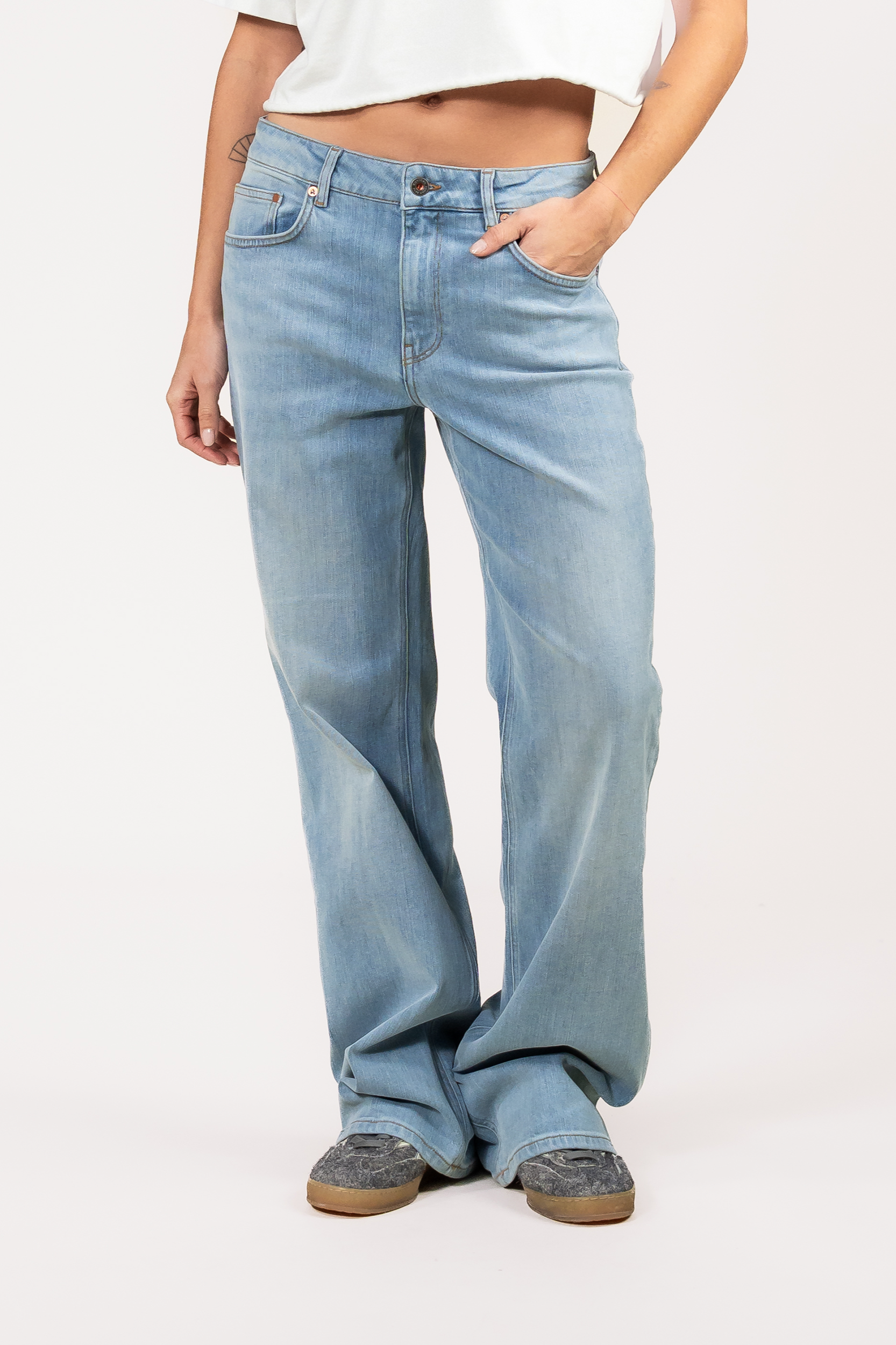Kuyichi Damen vegan Jeans Lena Loose Misty Ocean