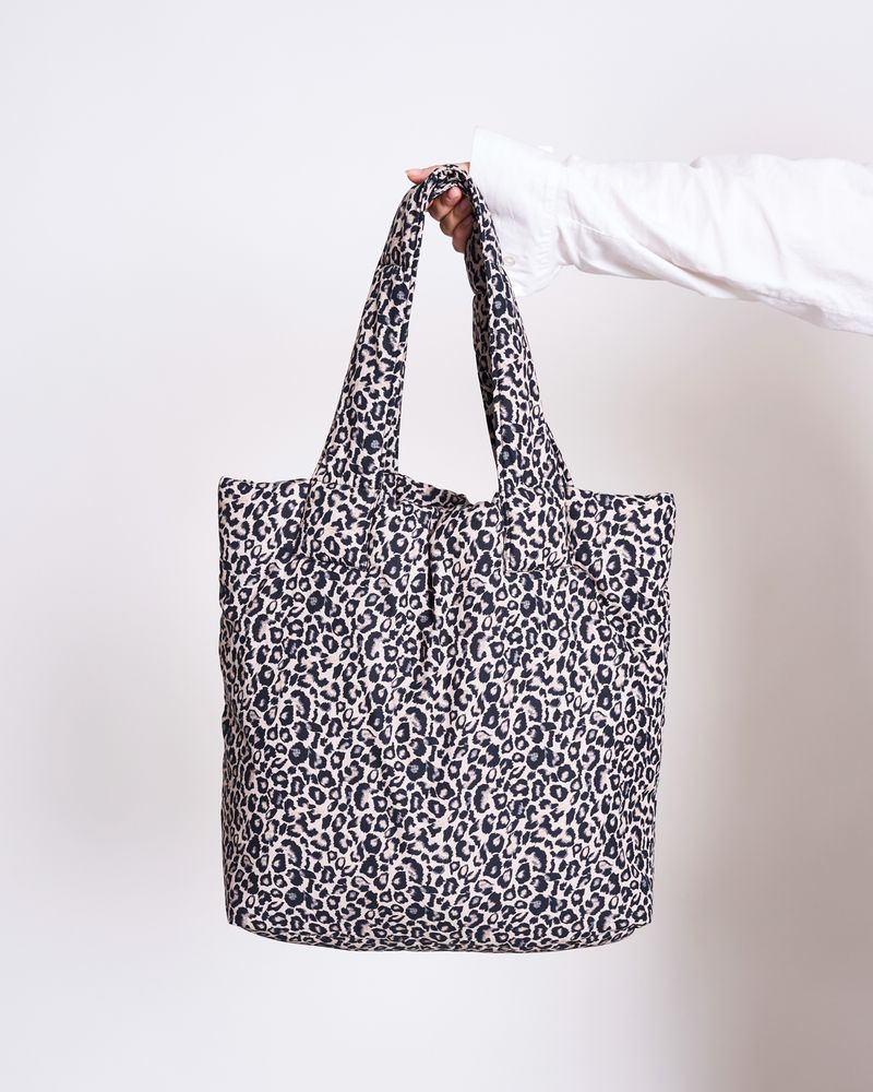 JAN 'N JUNE Gewatteerde Shopper Tas, Klein, Met Luipaardprint.