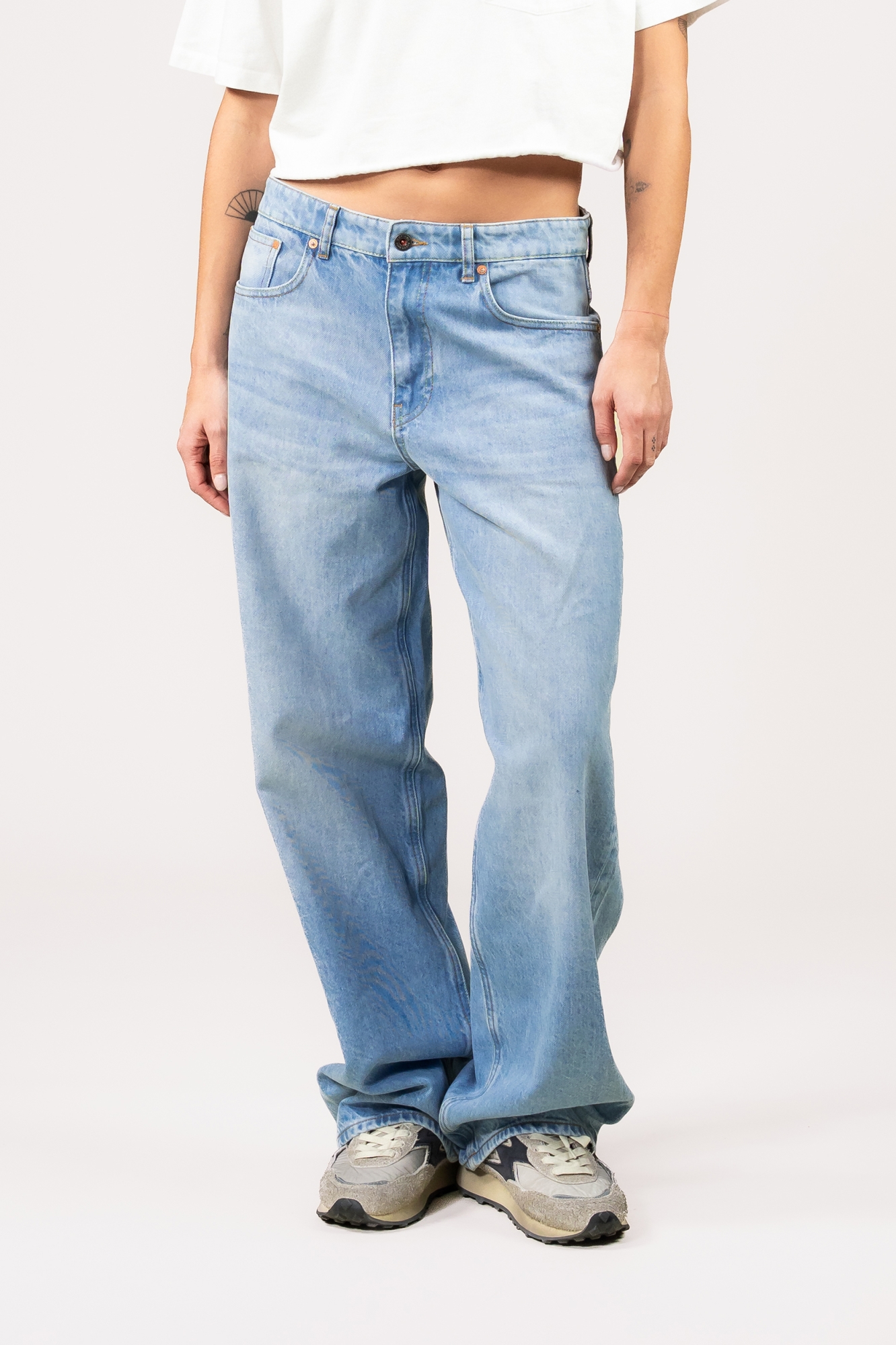 Kuyichi Damen vegan Jeans Ruby Relaxed Hellblau