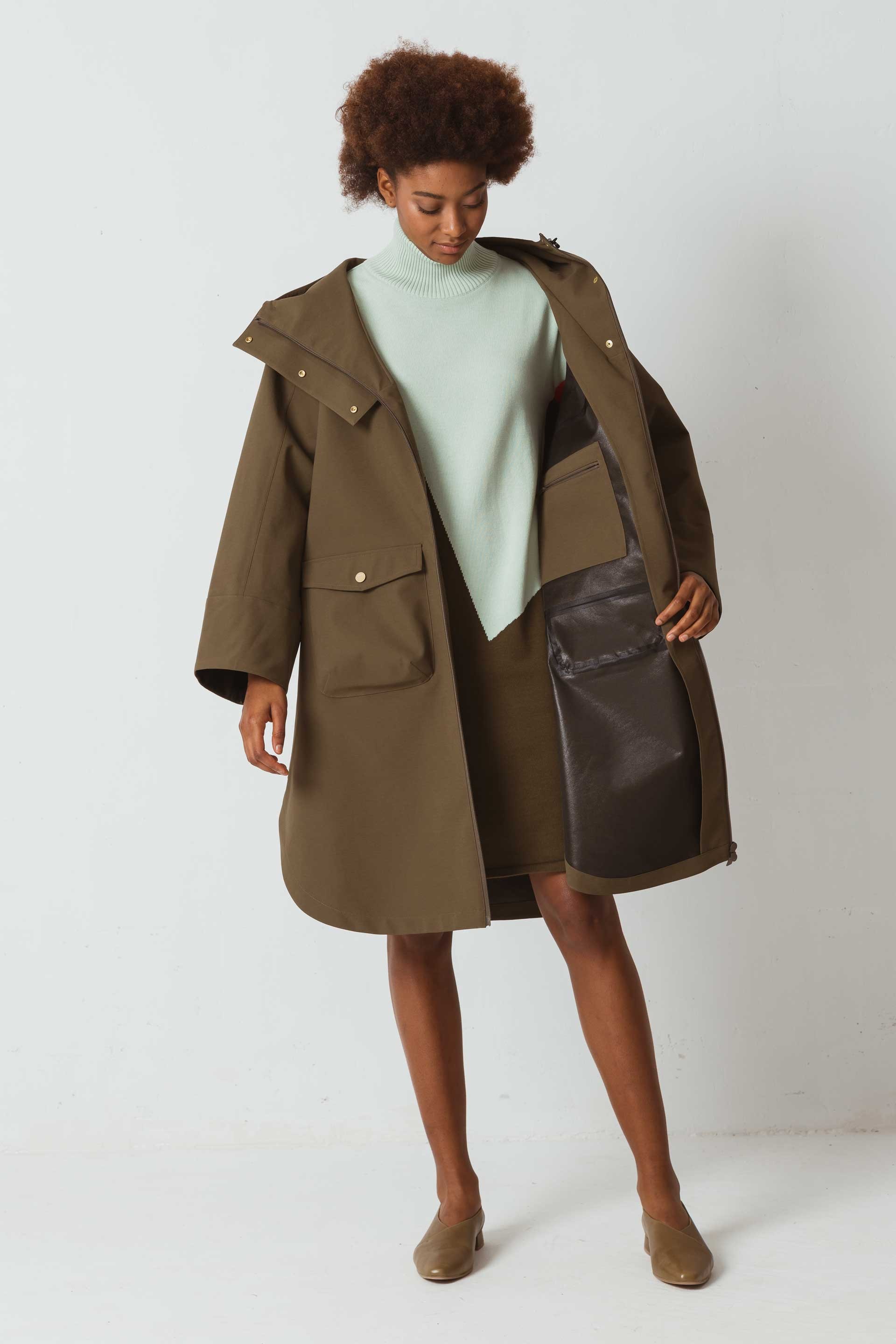 SKFK Damen vegan Regenmantel Jasone Khaki