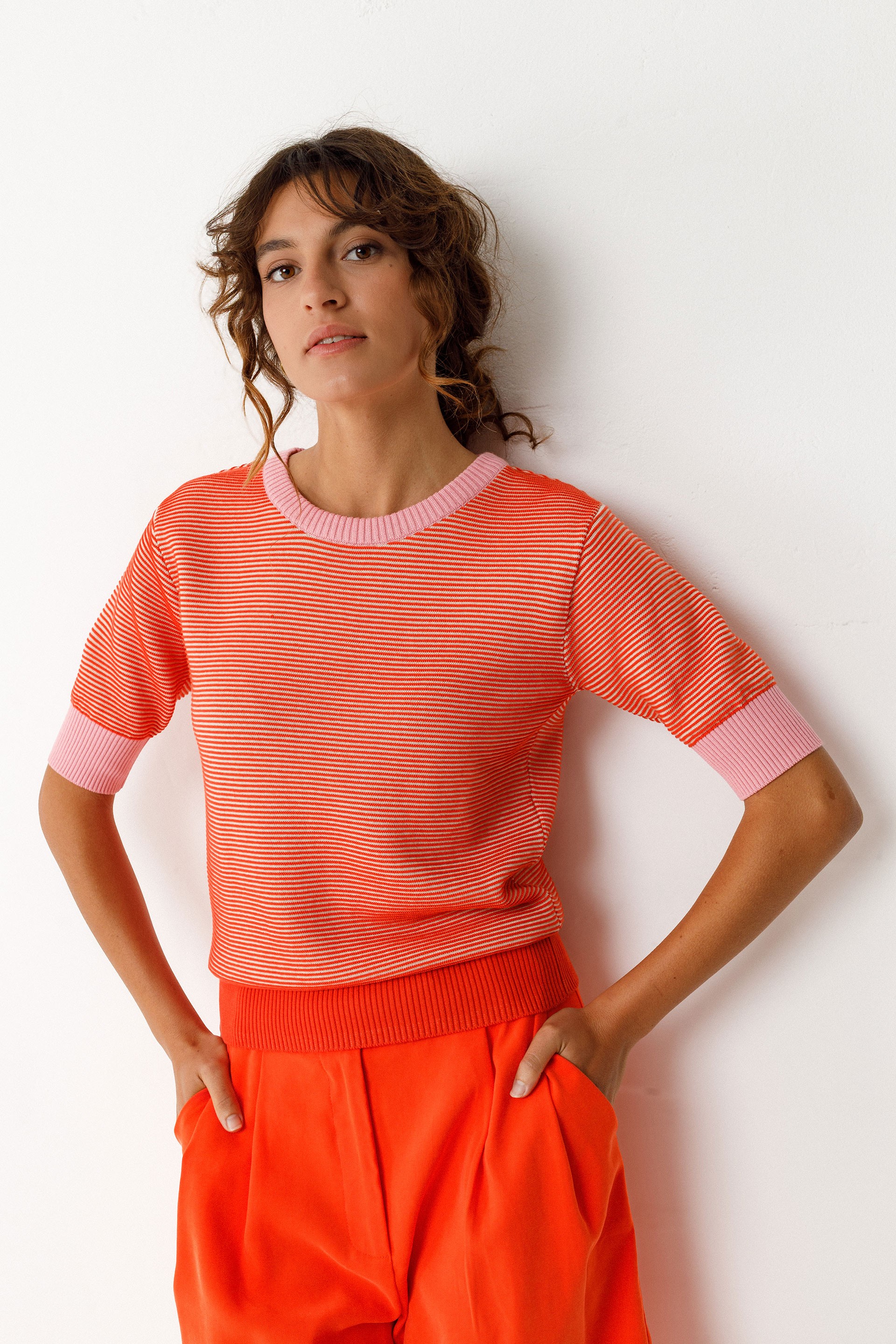 Image of SKFK dames vegan T-Shirt Muike Oranje