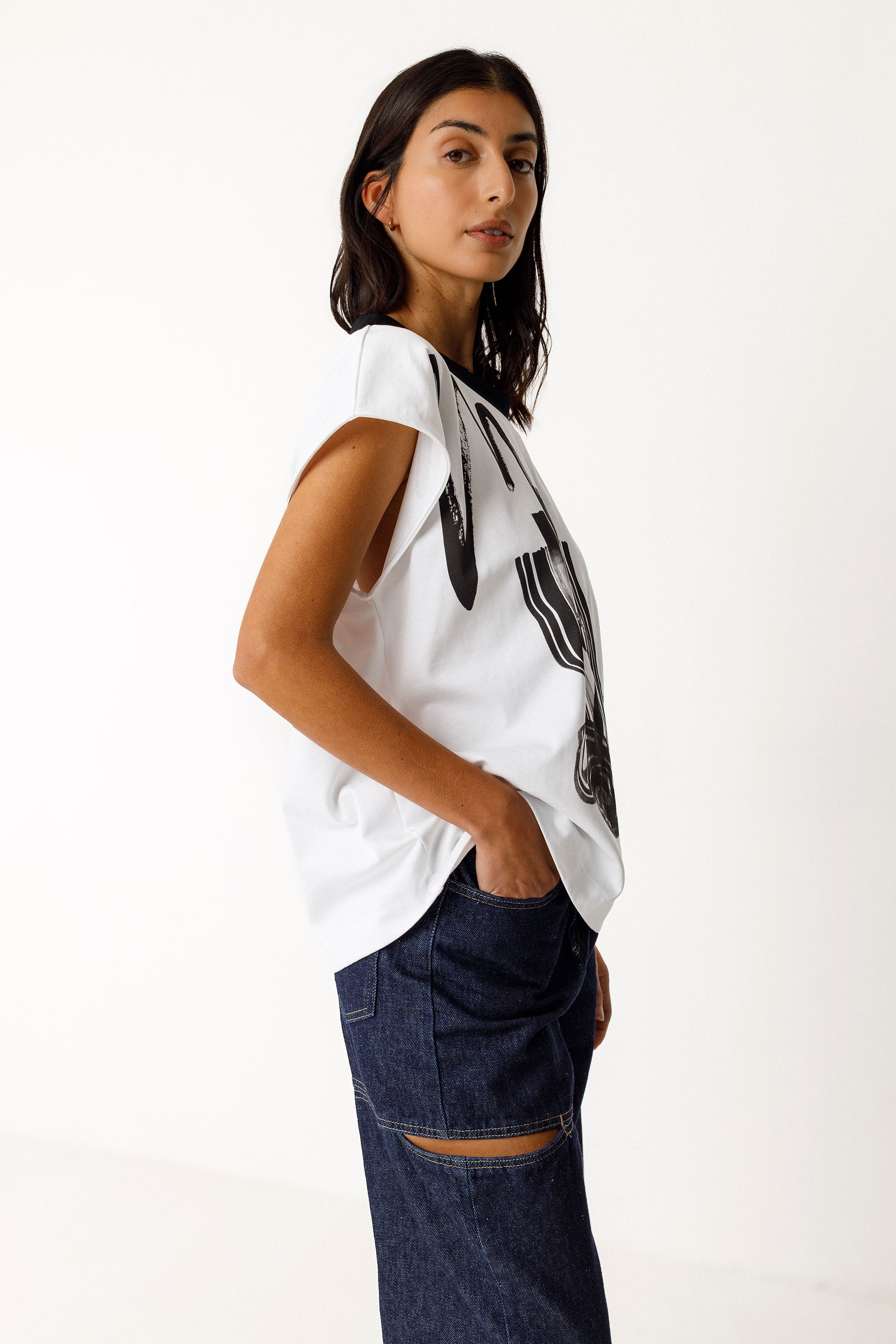 SKFK womens vegan T-Shirt Eris White